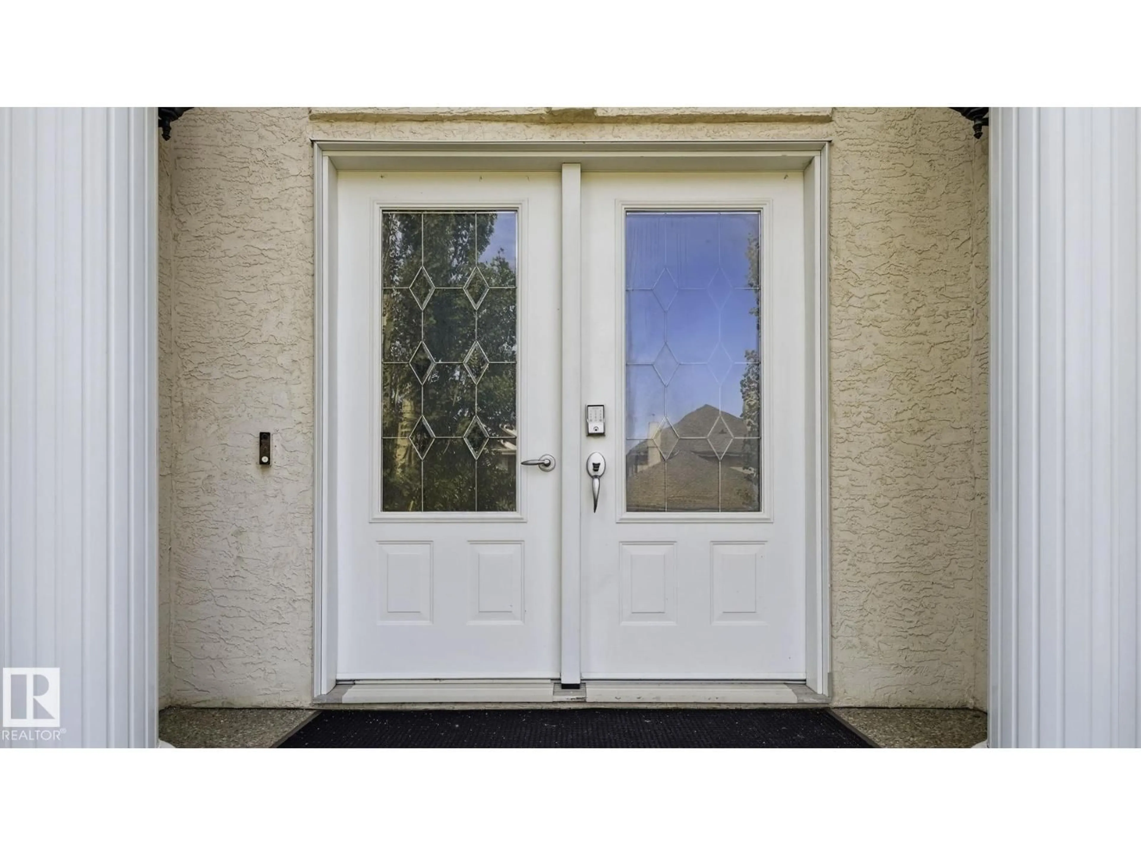 Indoor entryway for 1150 TORY RD, Edmonton Alberta T6R3K6