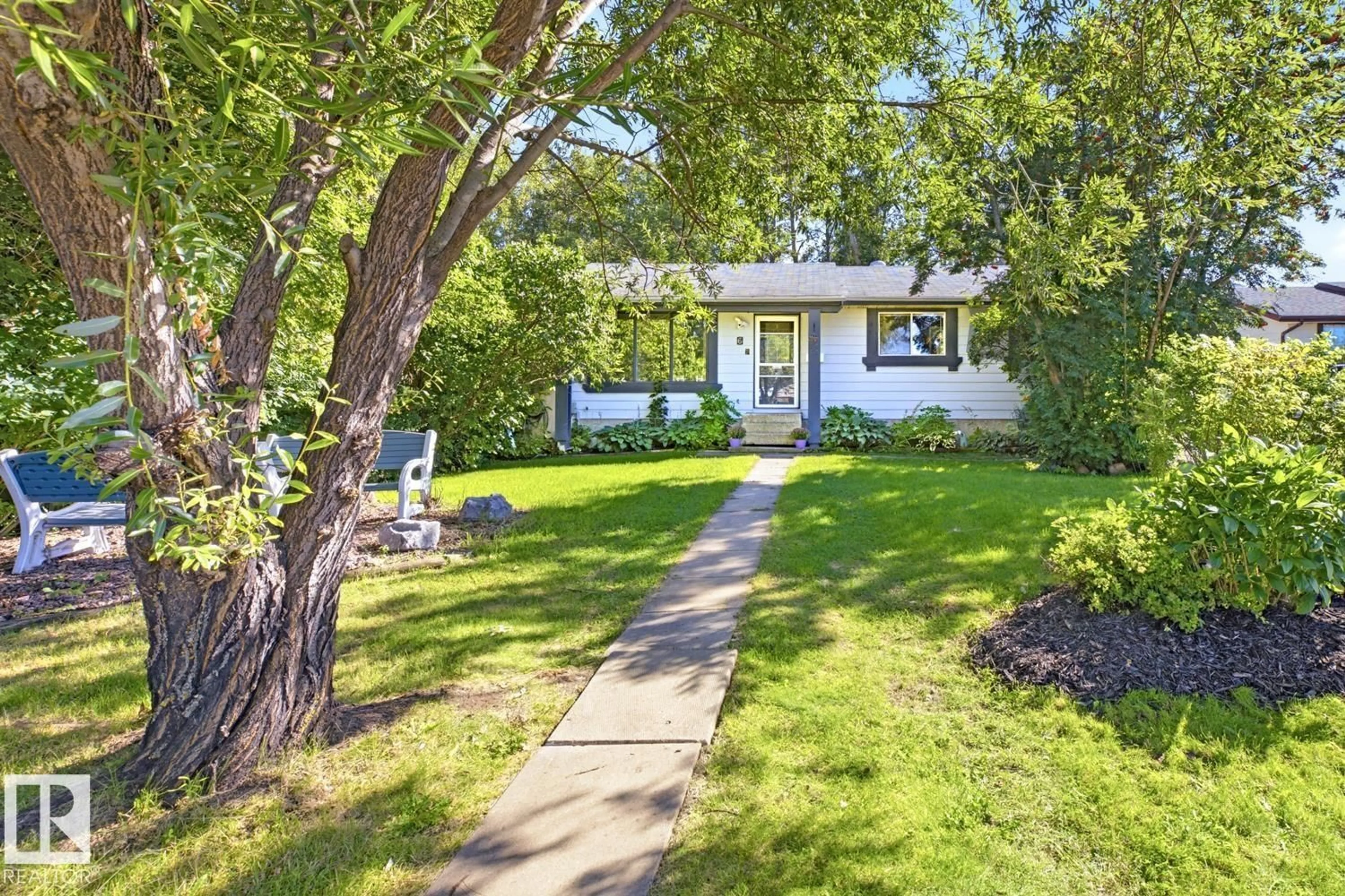 Unknown for 6 LUNDY PARK RD, Stony Plain Alberta T7Z1G6