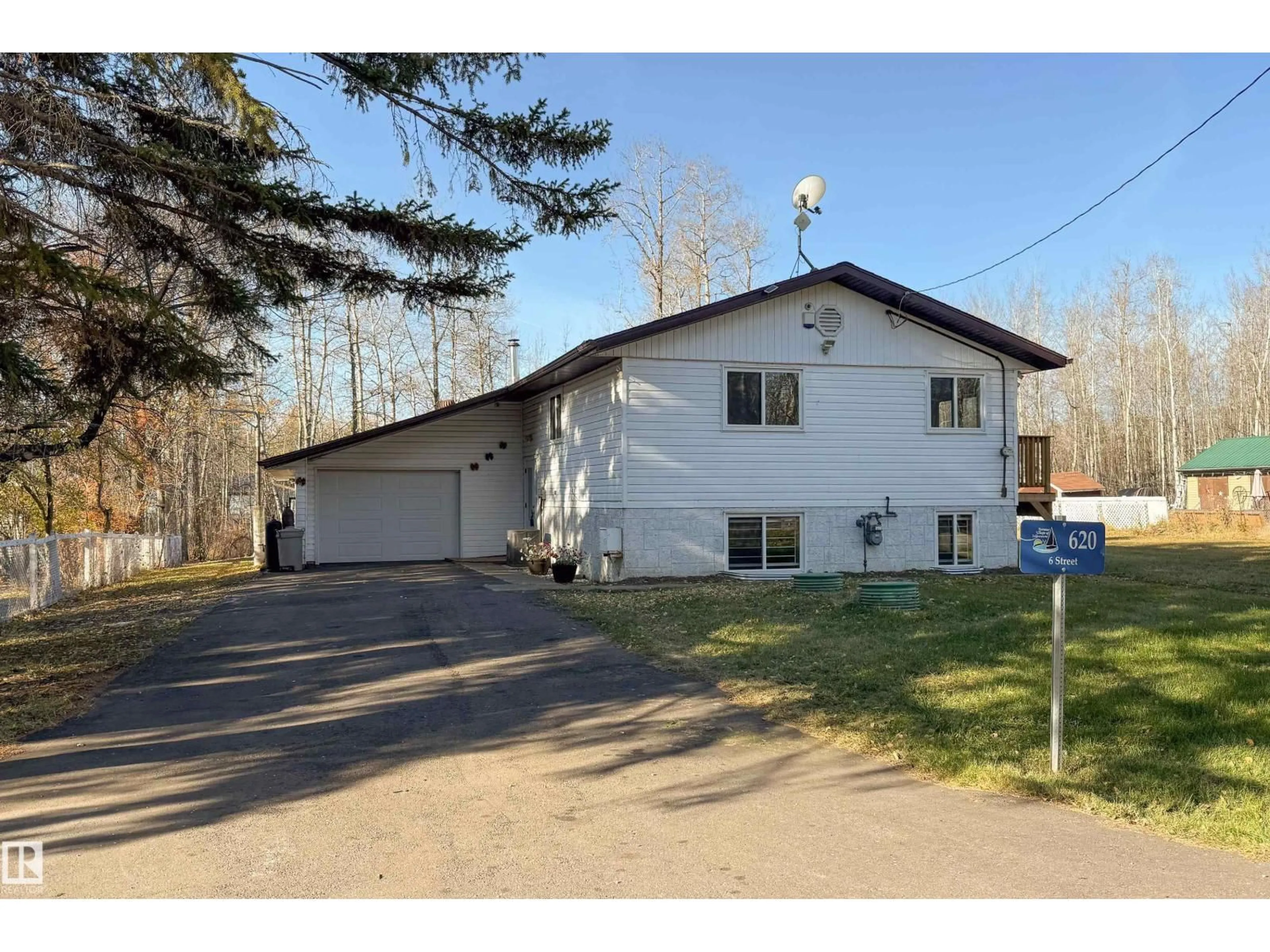 Unknown for 620 & 621 6 ST, Rural Lac Ste. Anne County Alberta T0E1A0