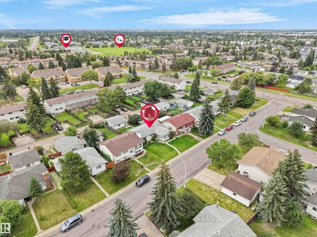 7435 32 AV, Edmonton 3