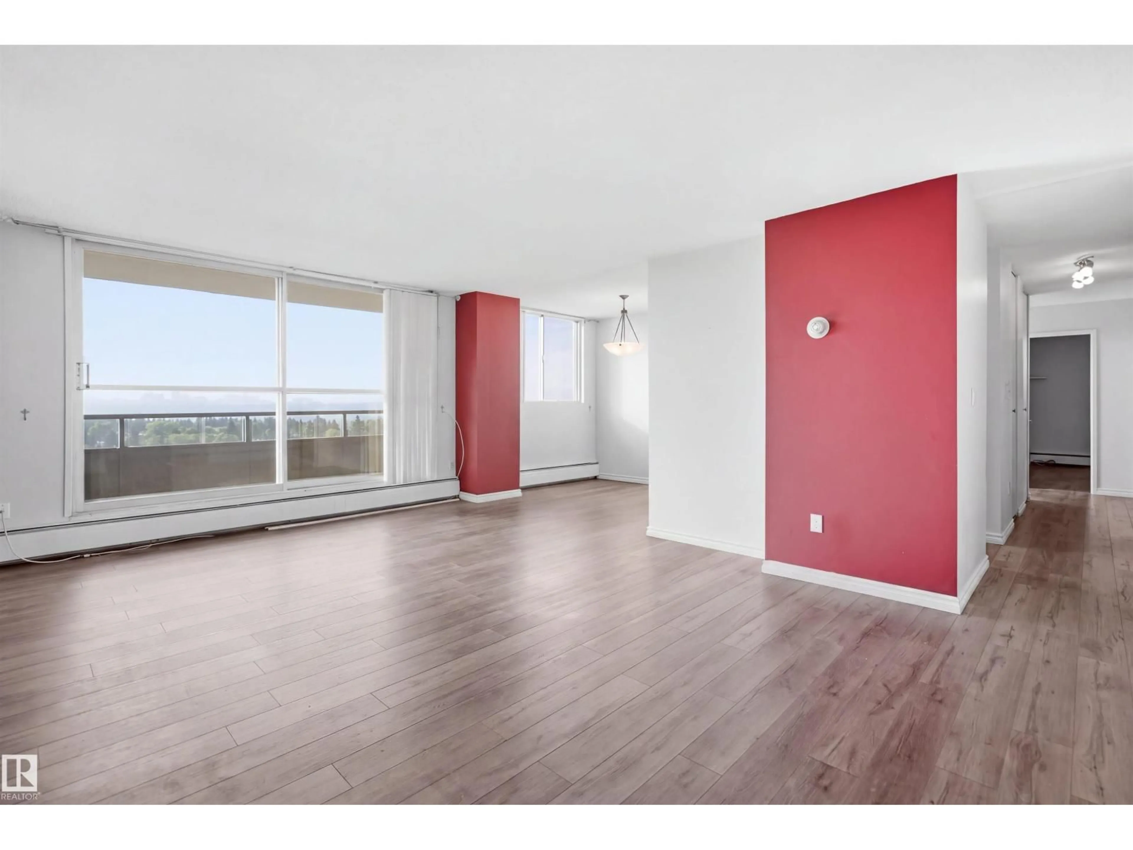 A pic of a room for 1115 STONY PLAIN RD, Edmonton Alberta T5N3R2