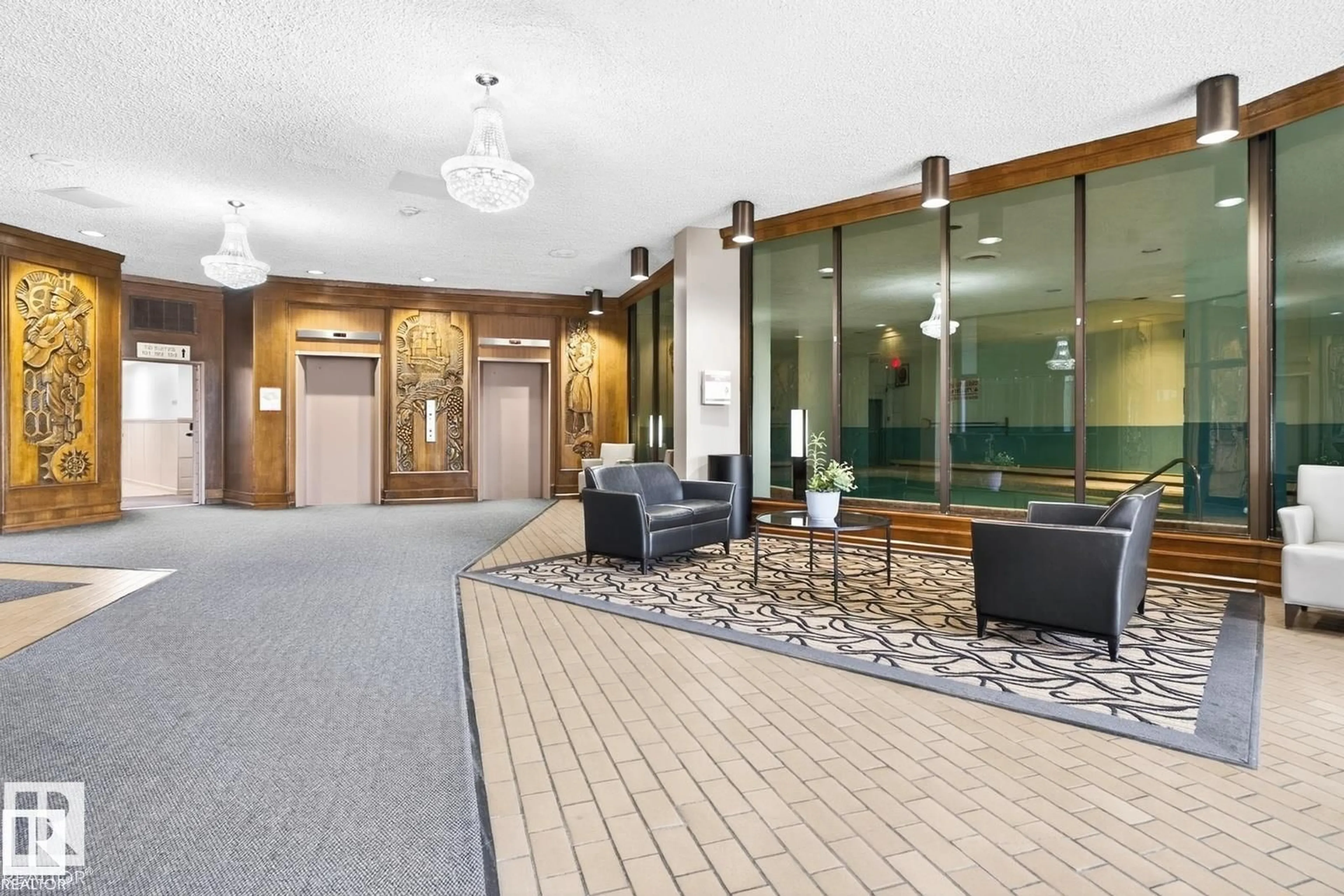 Lobby for 1115 STONY PLAIN RD, Edmonton Alberta T5N3R2