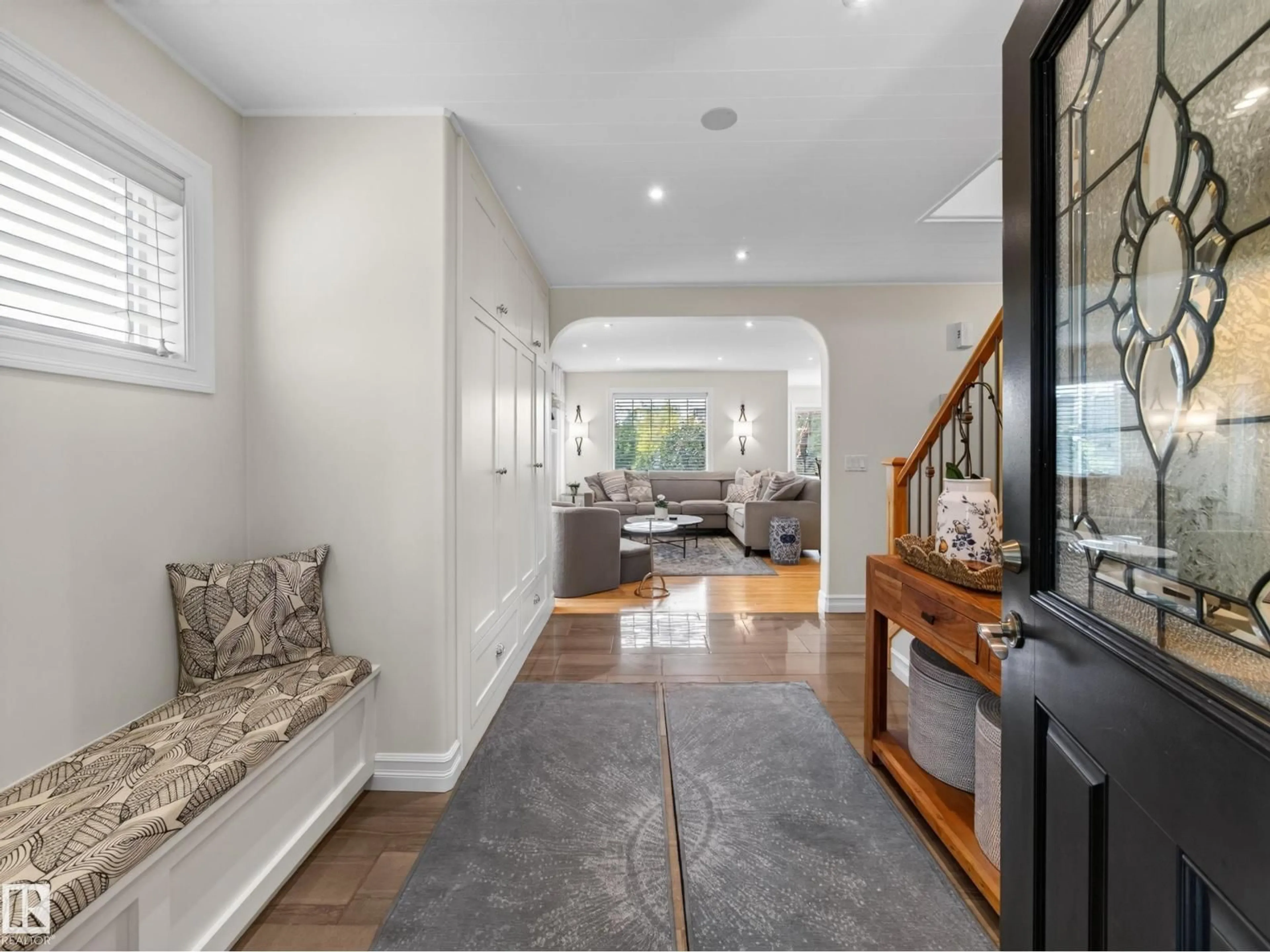 Indoor entryway for 1223 APPLETON CL, Sherwood Park Alberta T8H0G5