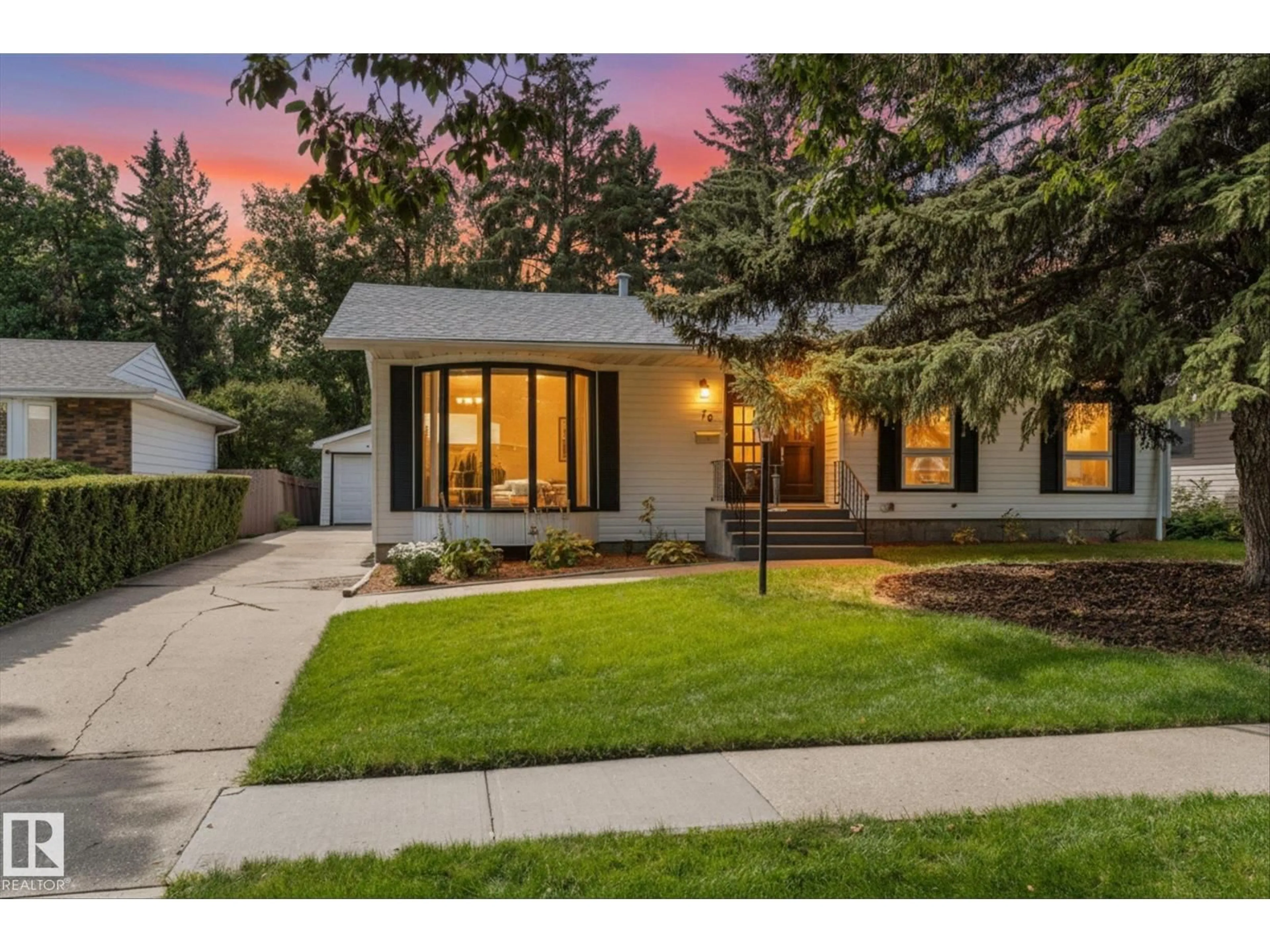 Home with brick exterior material, street for 76 FAWCETT CR, St. Albert Alberta T8N1W3