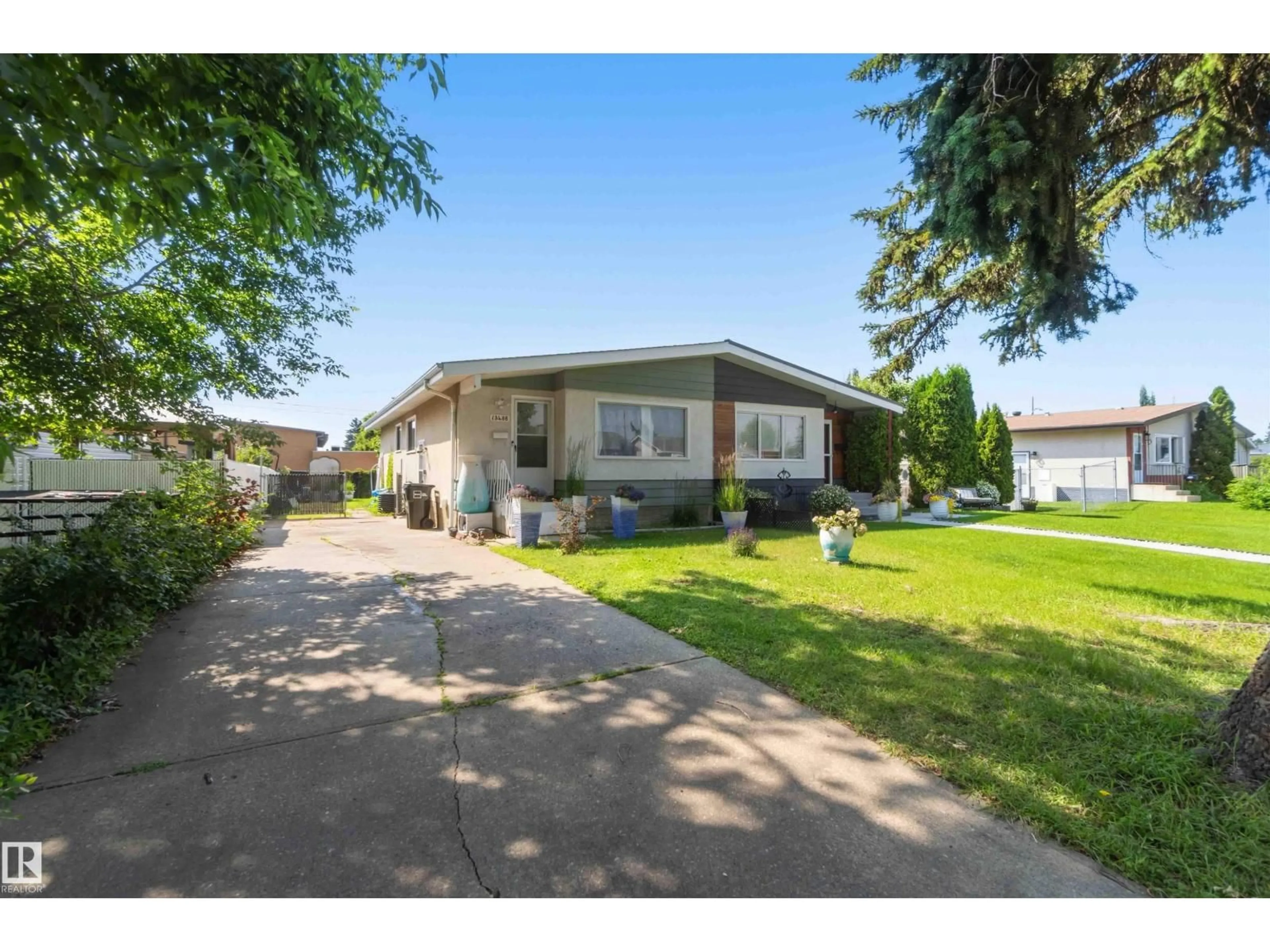Unknown for 13408 67 ST, Edmonton Alberta T5C0C7