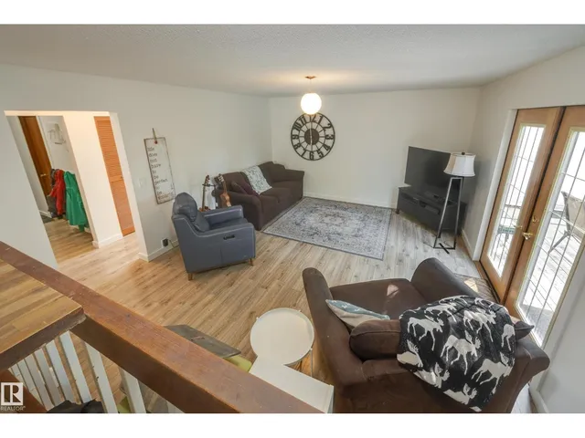 77 BEACON CR, St. Albert 5