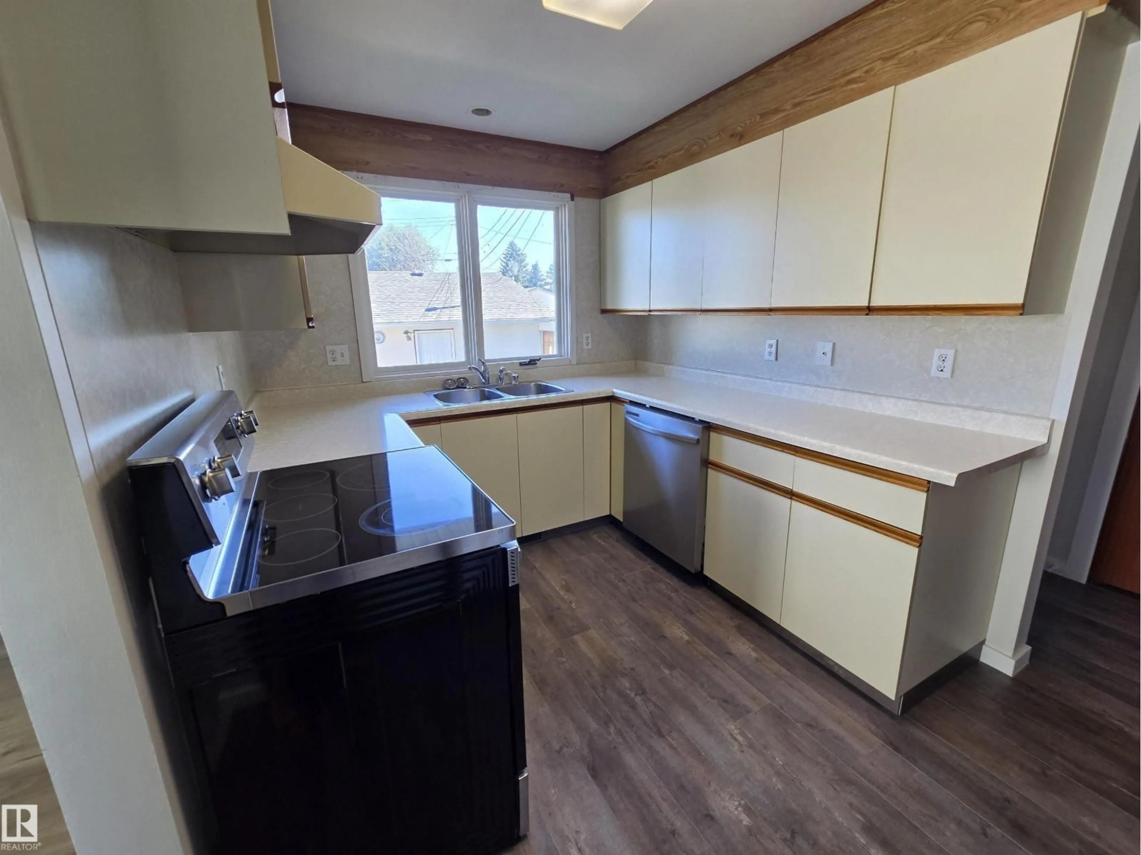 Unknown for 4803 54A ST, Bonnyville Town Alberta T9N1Z3