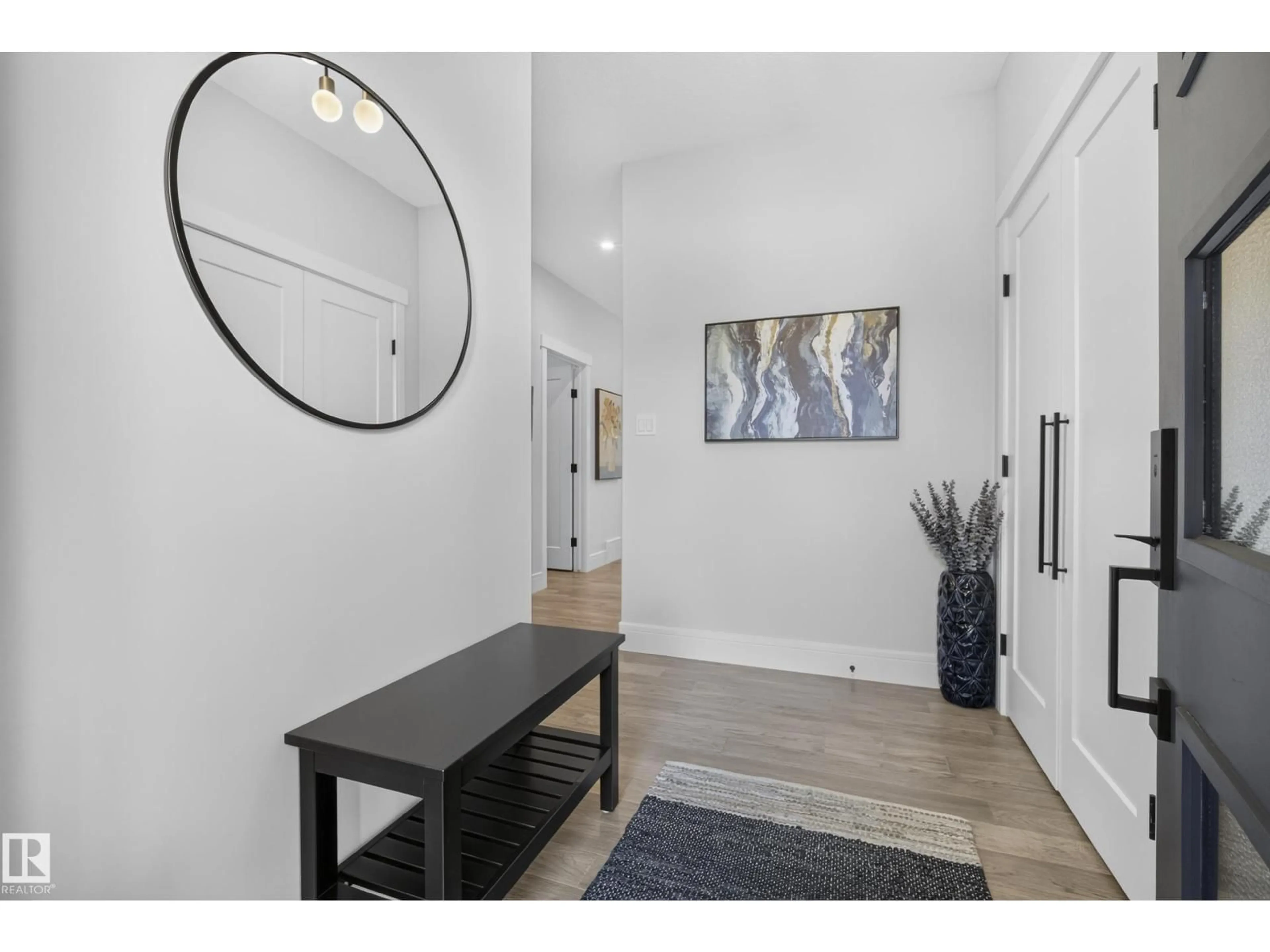 Indoor entryway for 117 ABERDEEN CR, Sherwood Park Alberta T8H0X3