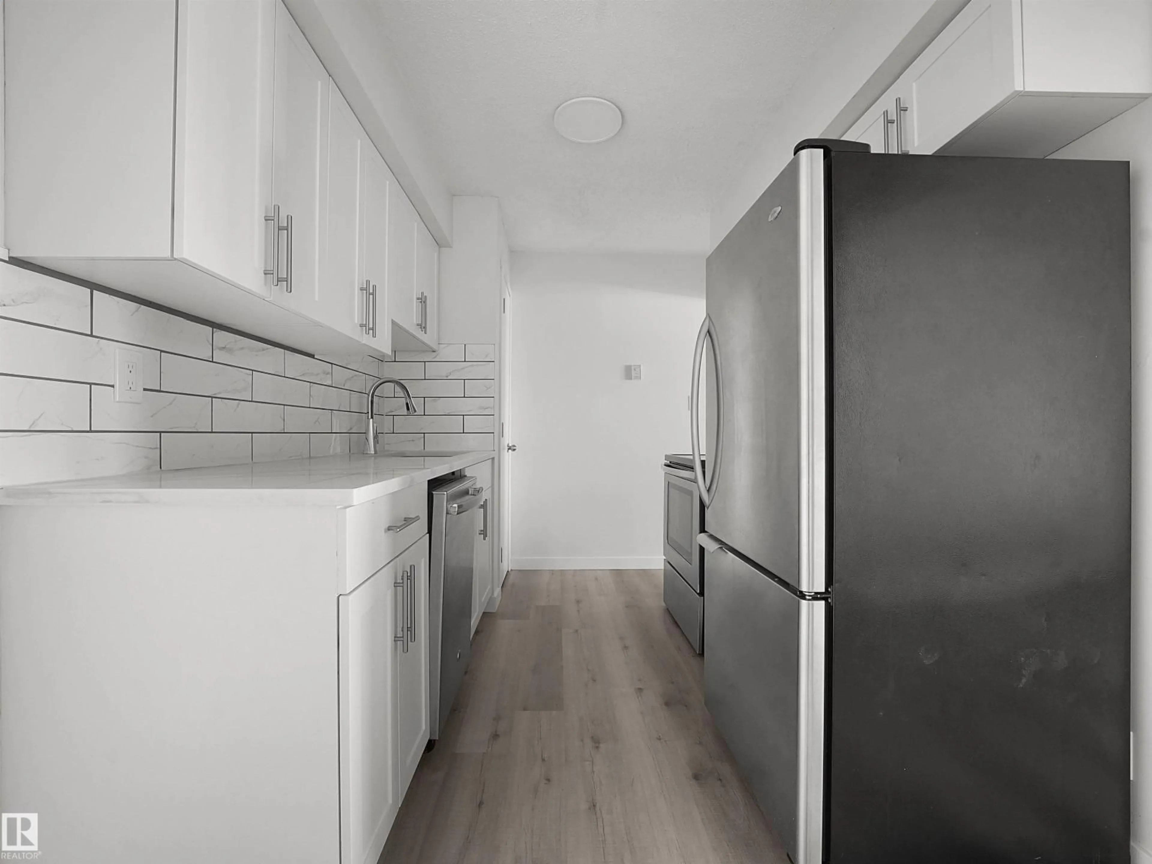 Standard kitchen, unknown for #6 - 14220 80 ST, Edmonton Alberta T5C1L6