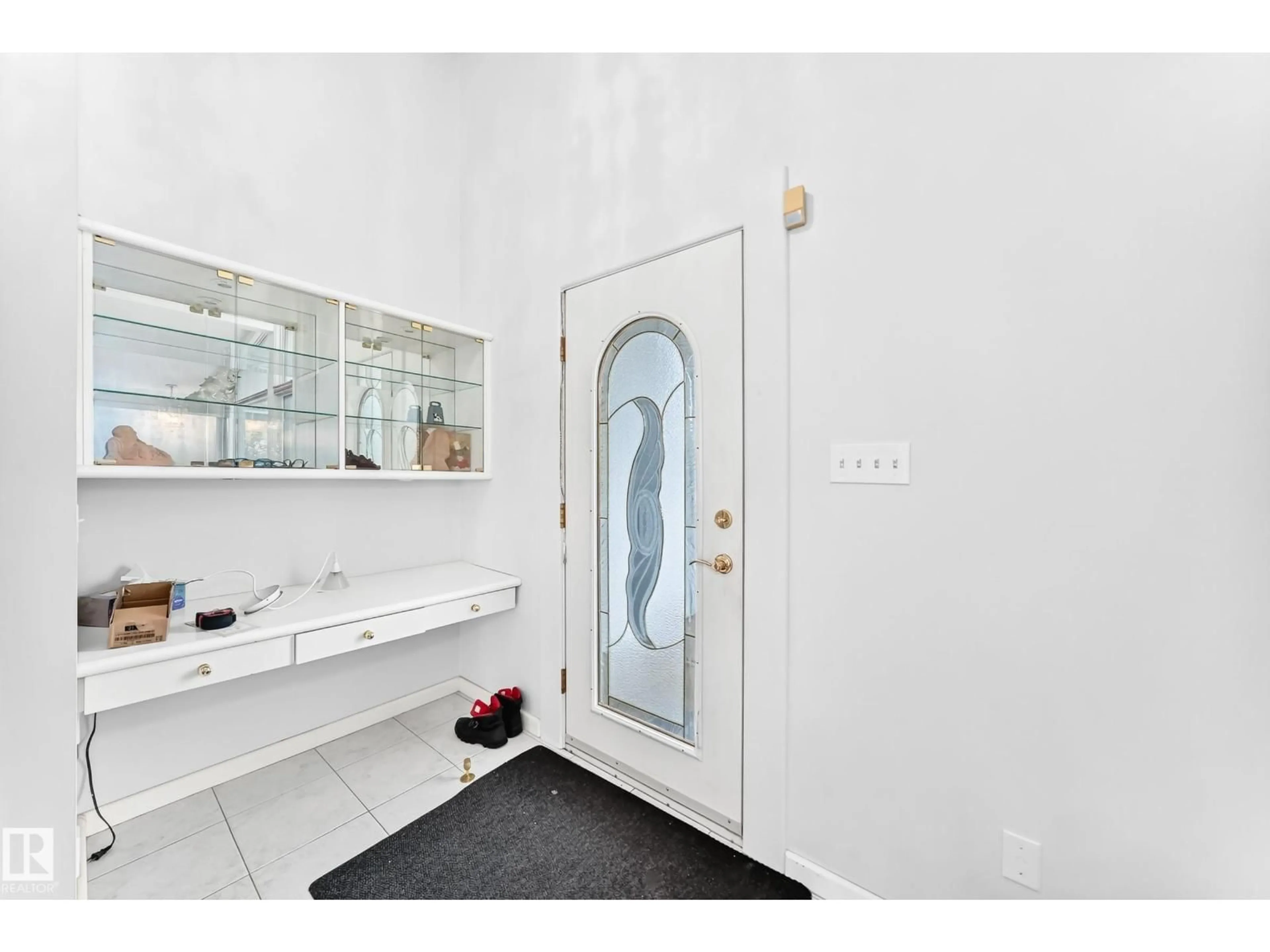 Indoor entryway for 3311 104 AV, Edmonton Alberta T5W0A8