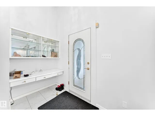 3311 104 AV, Edmonton 5