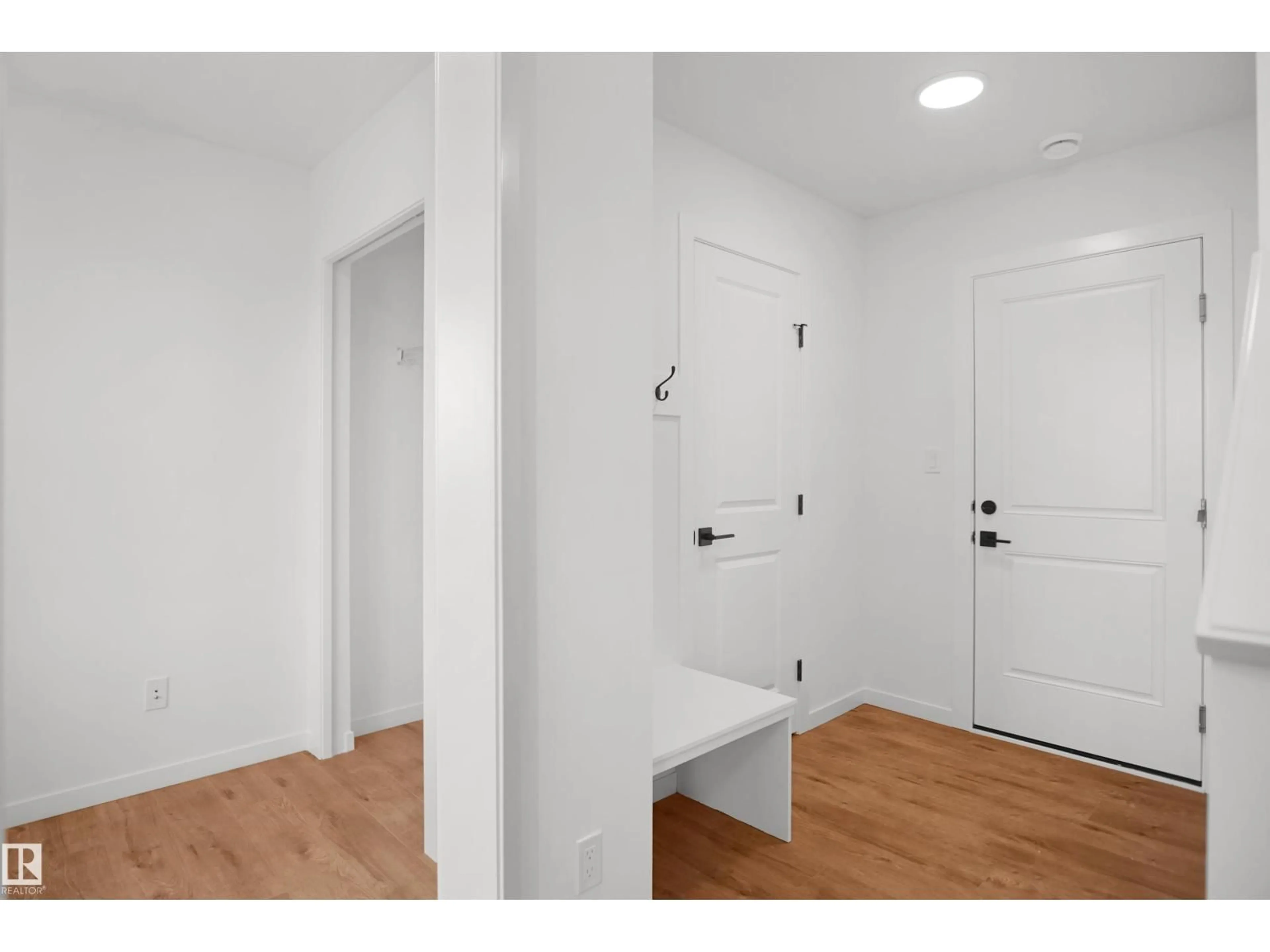Indoor entryway for 93 - 3705 141 ST, Edmonton Alberta T6W3J2