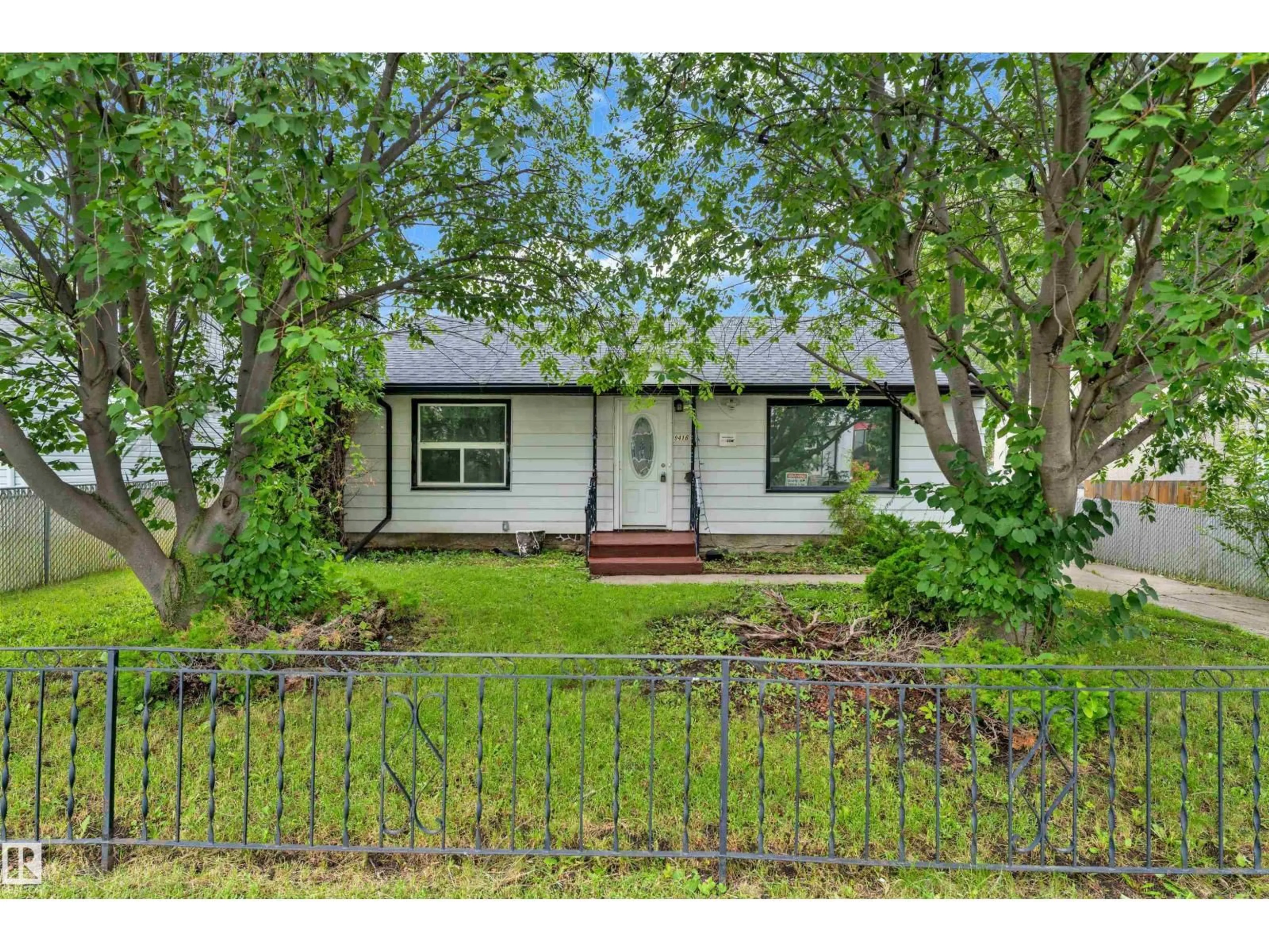 Unknown for NW - 9416 153 ST, Edmonton Alberta T5R1R3