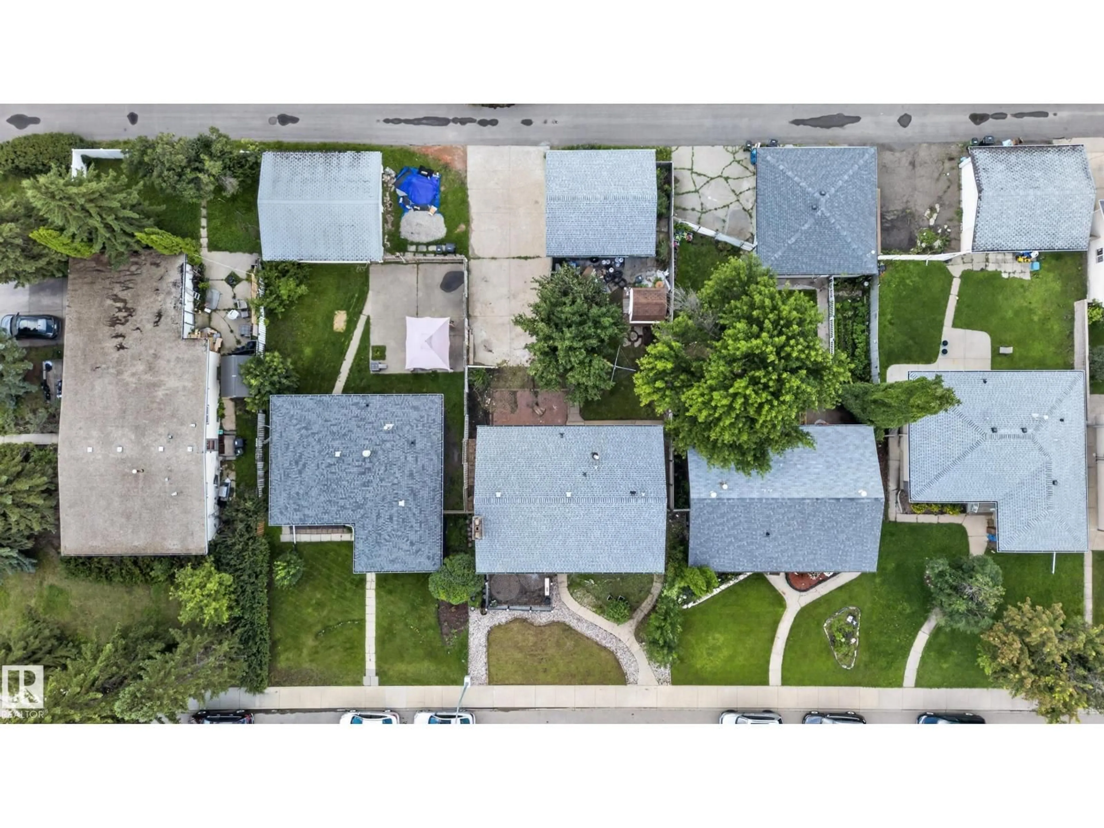 A pic from outside/outdoor area/front of a property/back of a property/a pic from drone, street for 15012 79 ST, Edmonton Alberta T5C1K8