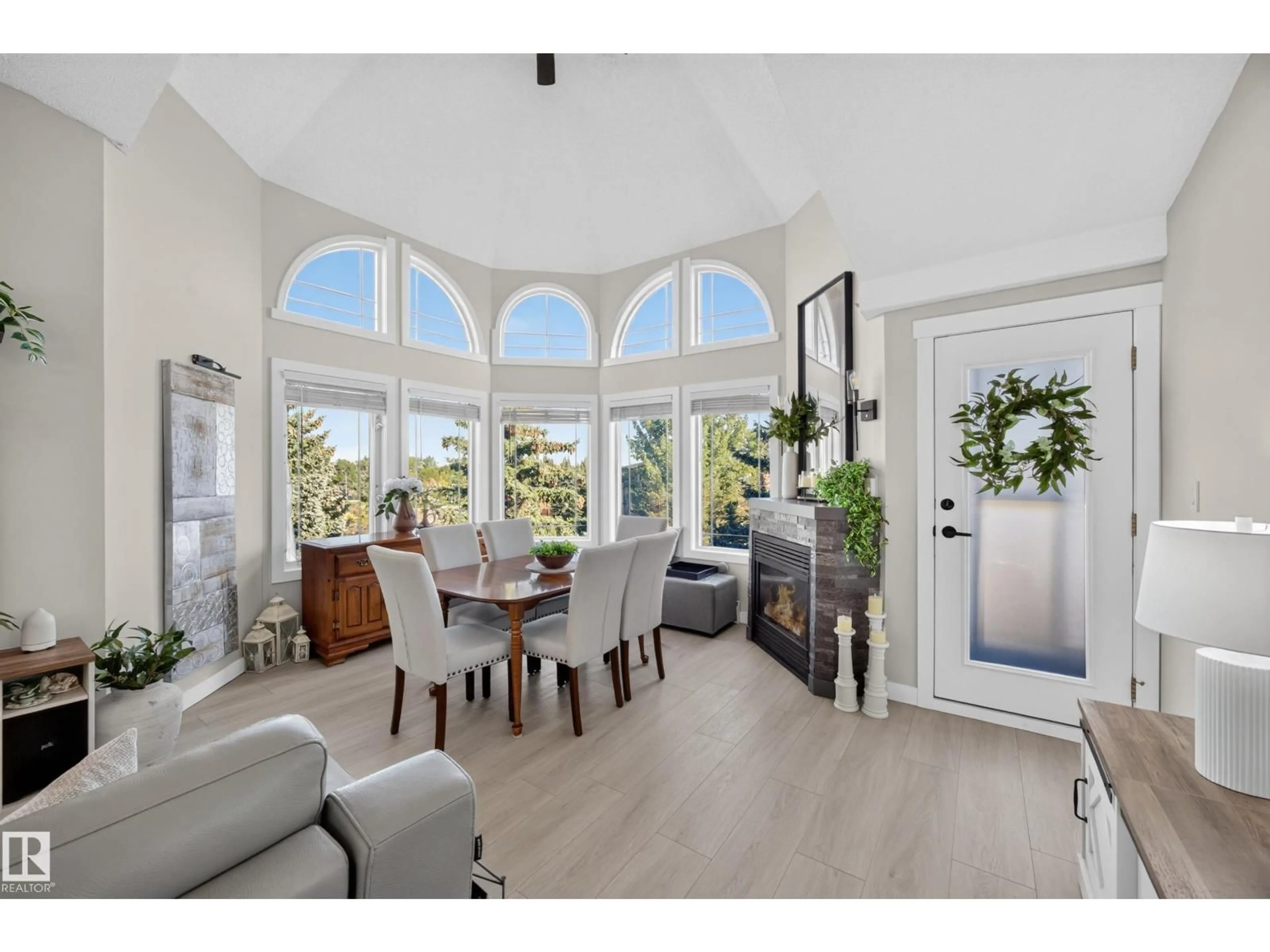 Unknown for #405 - 5204 25 AV, Edmonton Alberta T6L6R2