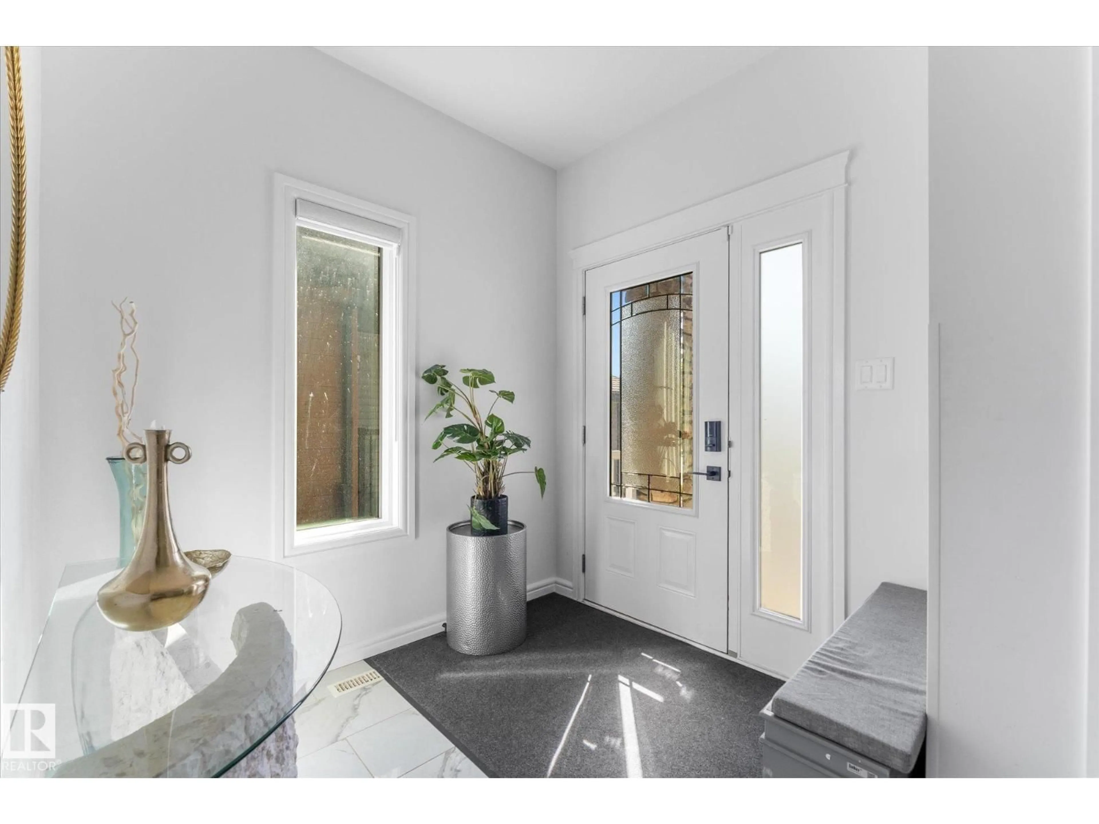 Indoor entryway for 121 GLENRIDDING RAVINE RD, Edmonton Alberta T6W4K8