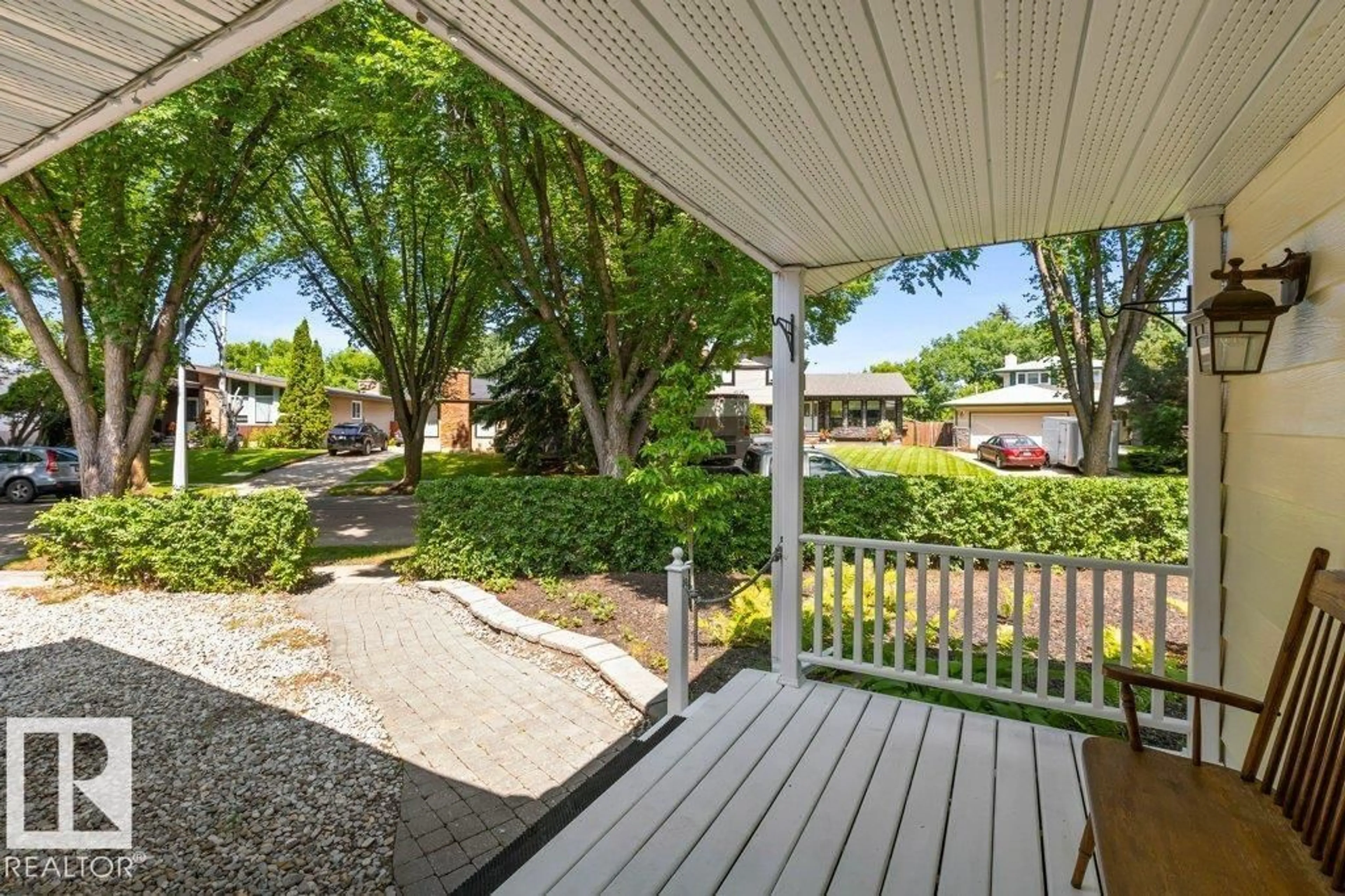 Patio, street for 21 FLINT CR, St. Albert Alberta T8N1Y7