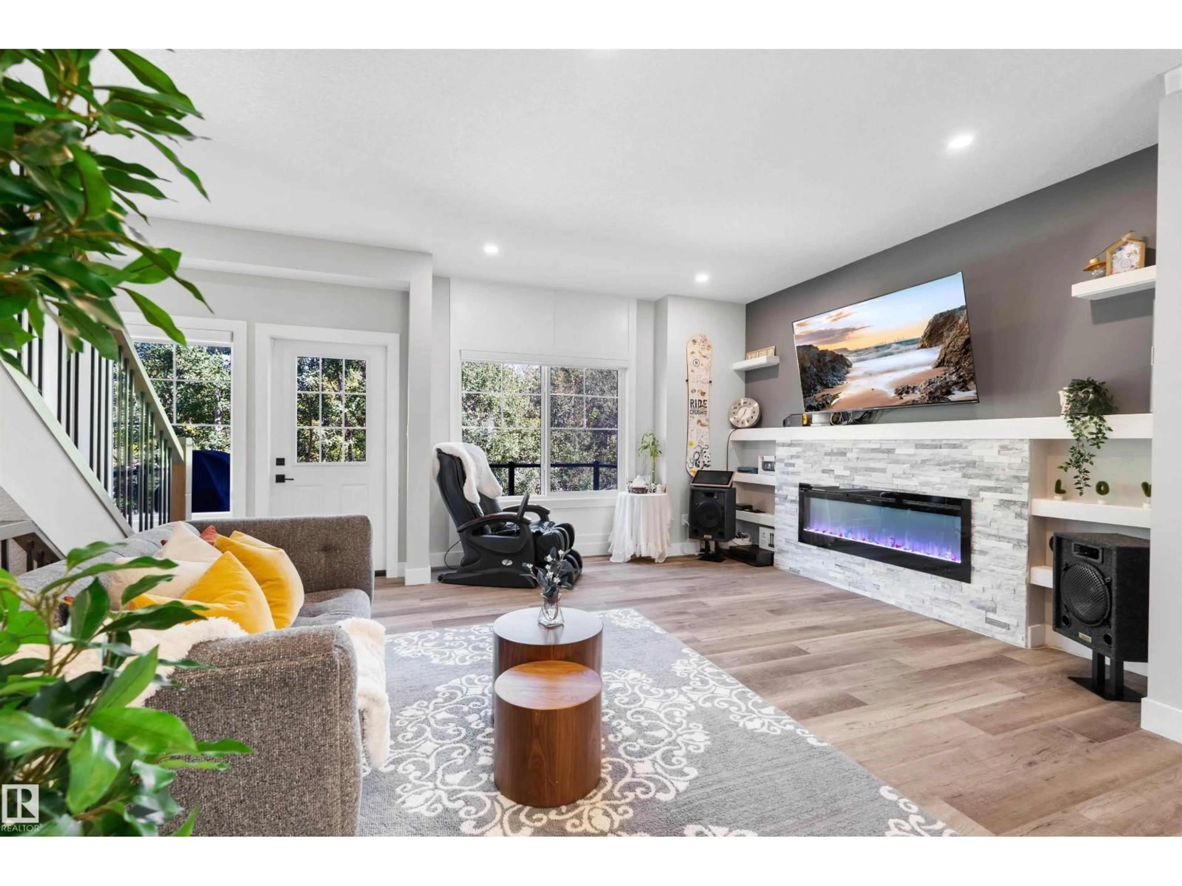Living room with furniture, unknown for 230 - 64 EDGEMONT RD NW, Edmonton Alberta T6M0Y8