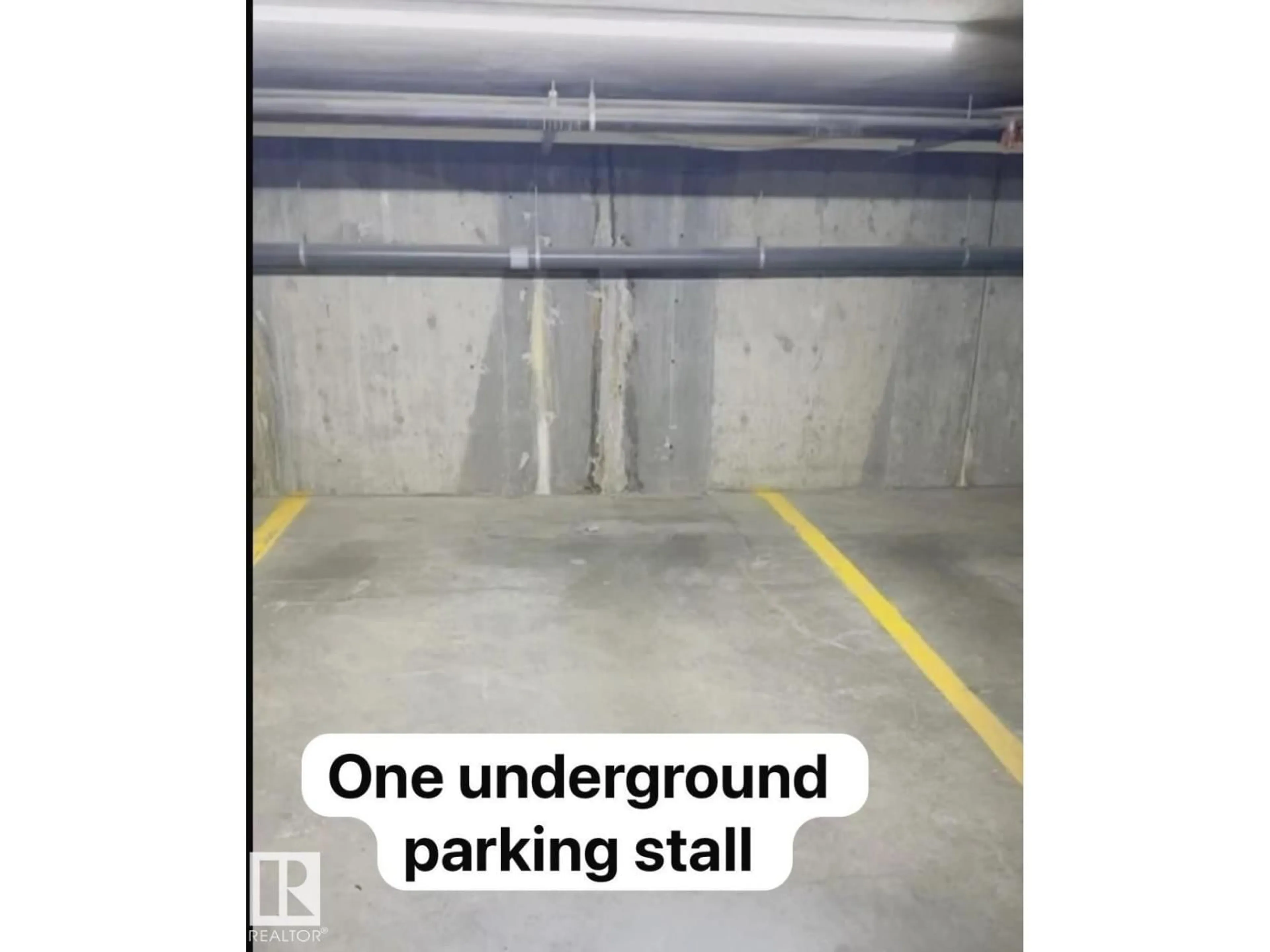 Parking for 123 - 17459 98A AV, Edmonton Alberta T5T6H8