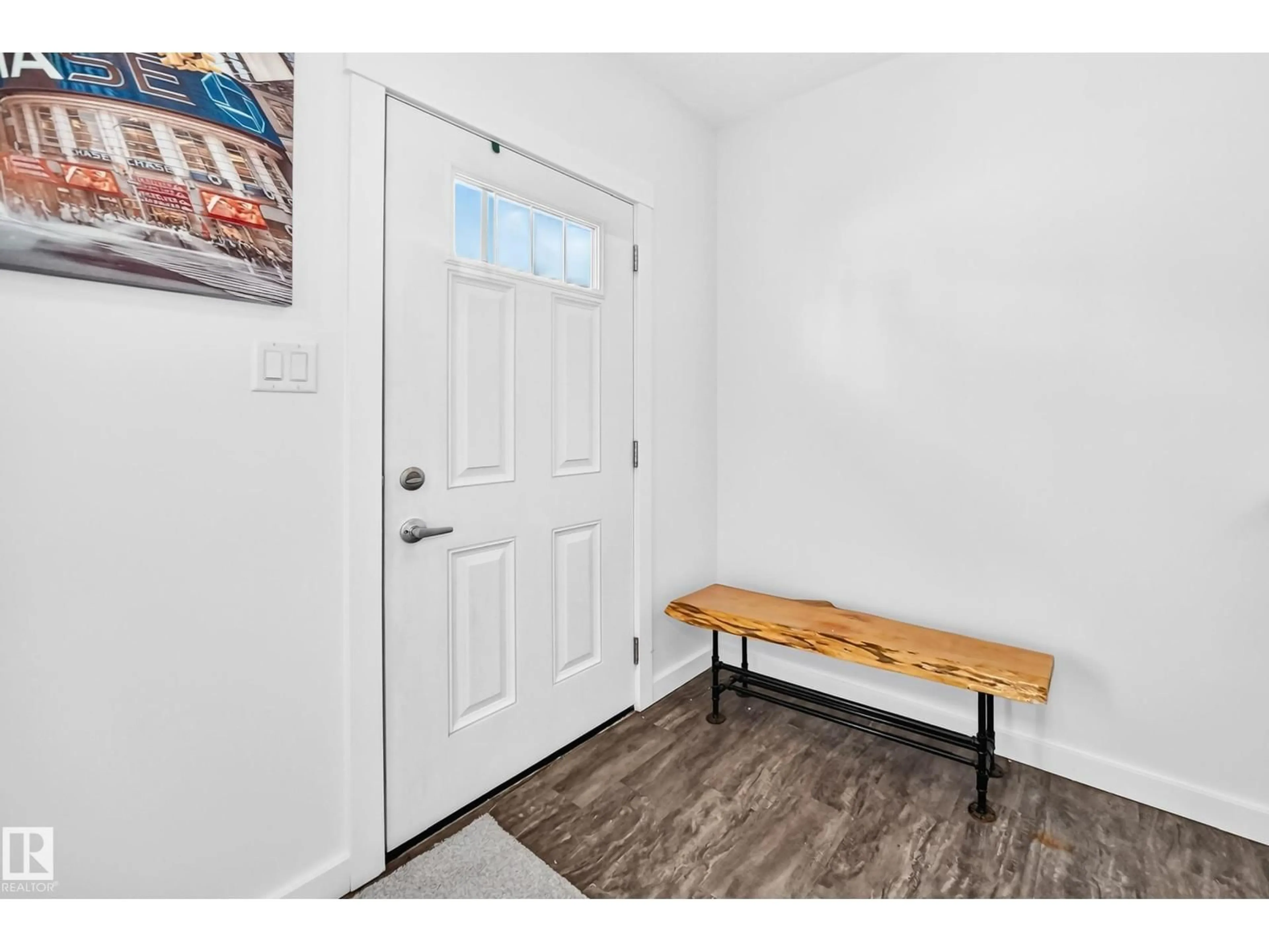 Indoor entryway for #23 - 903 CRYSTALLINA NERA WY, Edmonton Alberta T5Z0N6