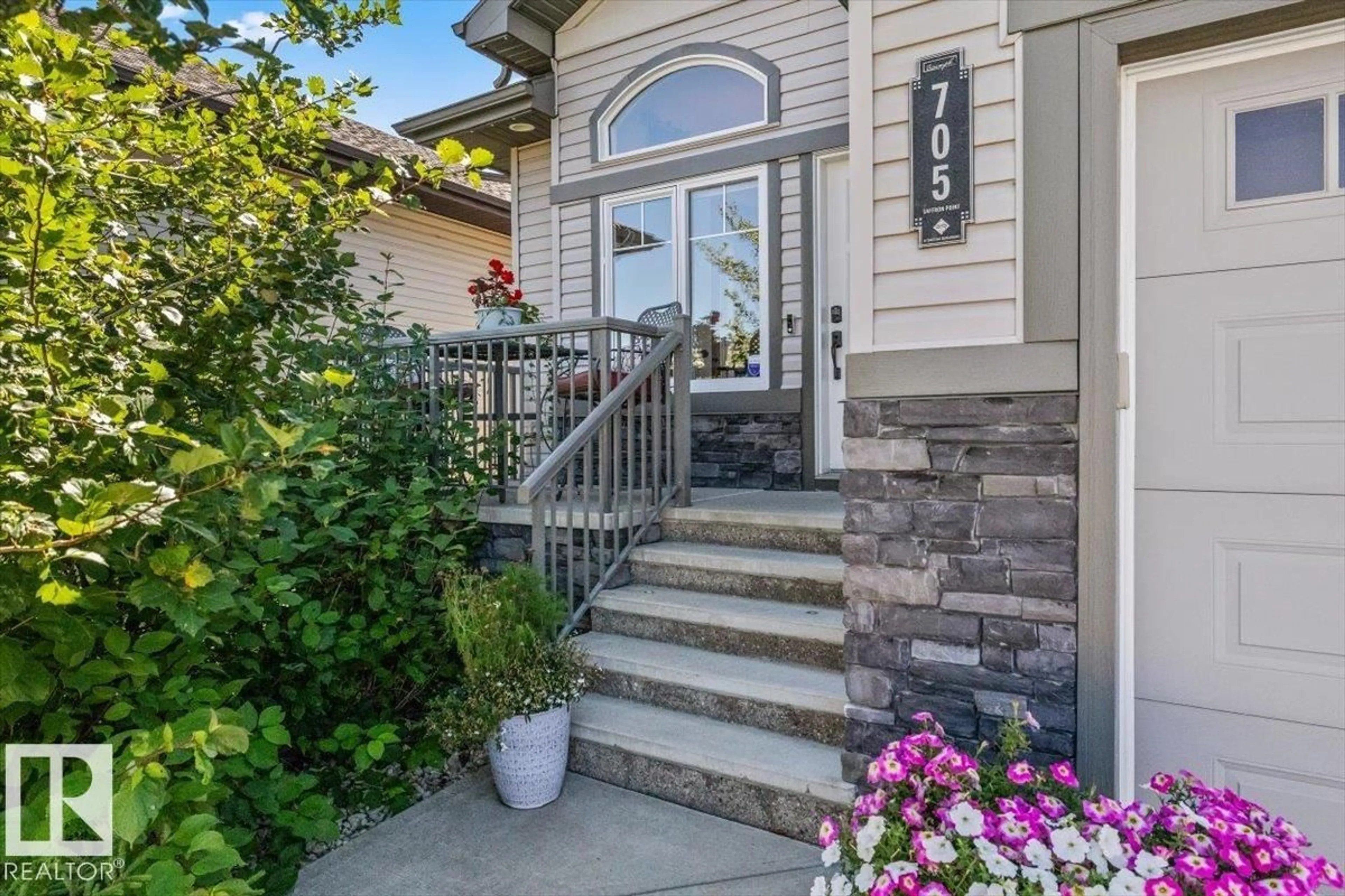 Unknown for 705 SAFFRON PT, Sherwood Park Alberta T8H0V1