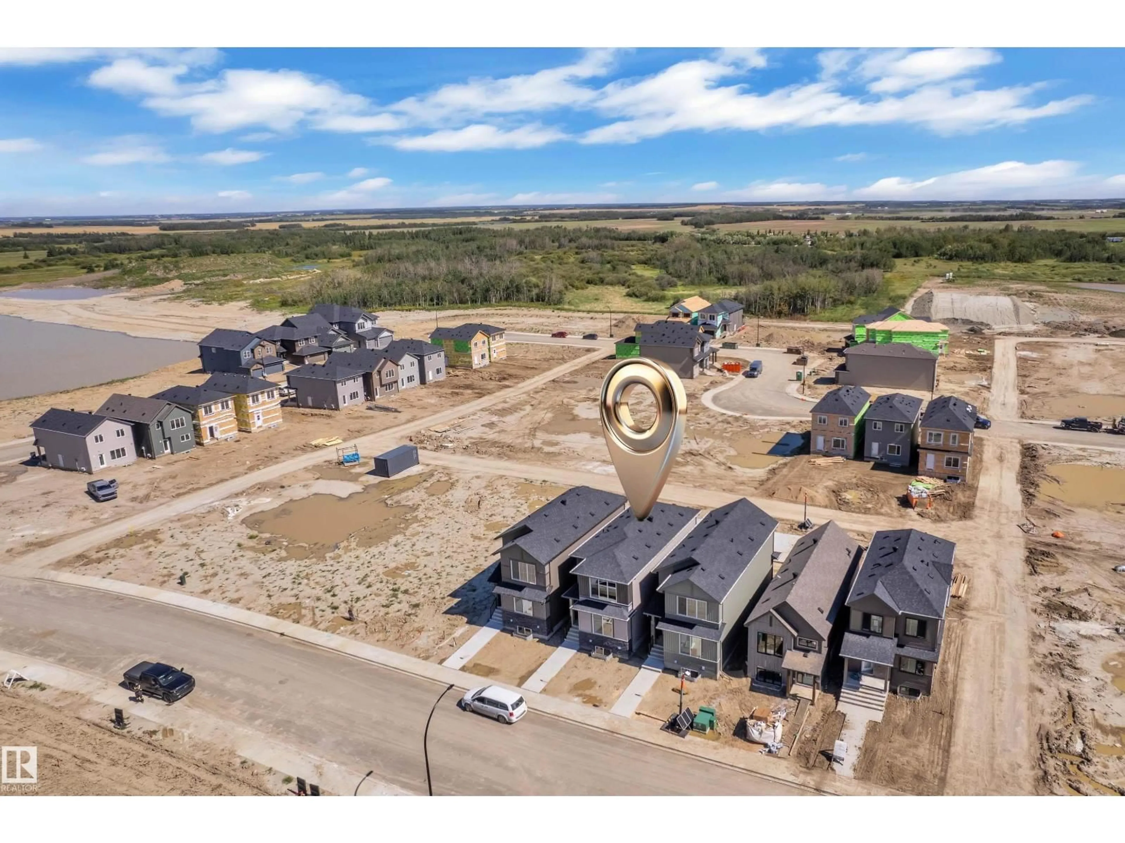 A pic from outside/outdoor area/front of a property/back of a property/a pic from drone, unknown for 213 FALCON CRESCENT, Leduc Alberta T9E1V2