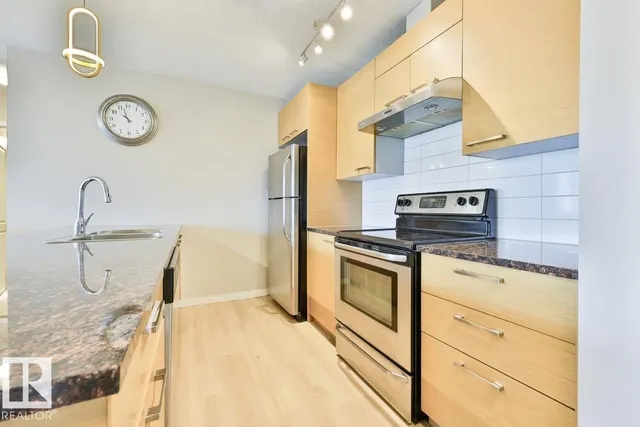9351 - 3320 SIMPSOM DR, Edmonton 5
