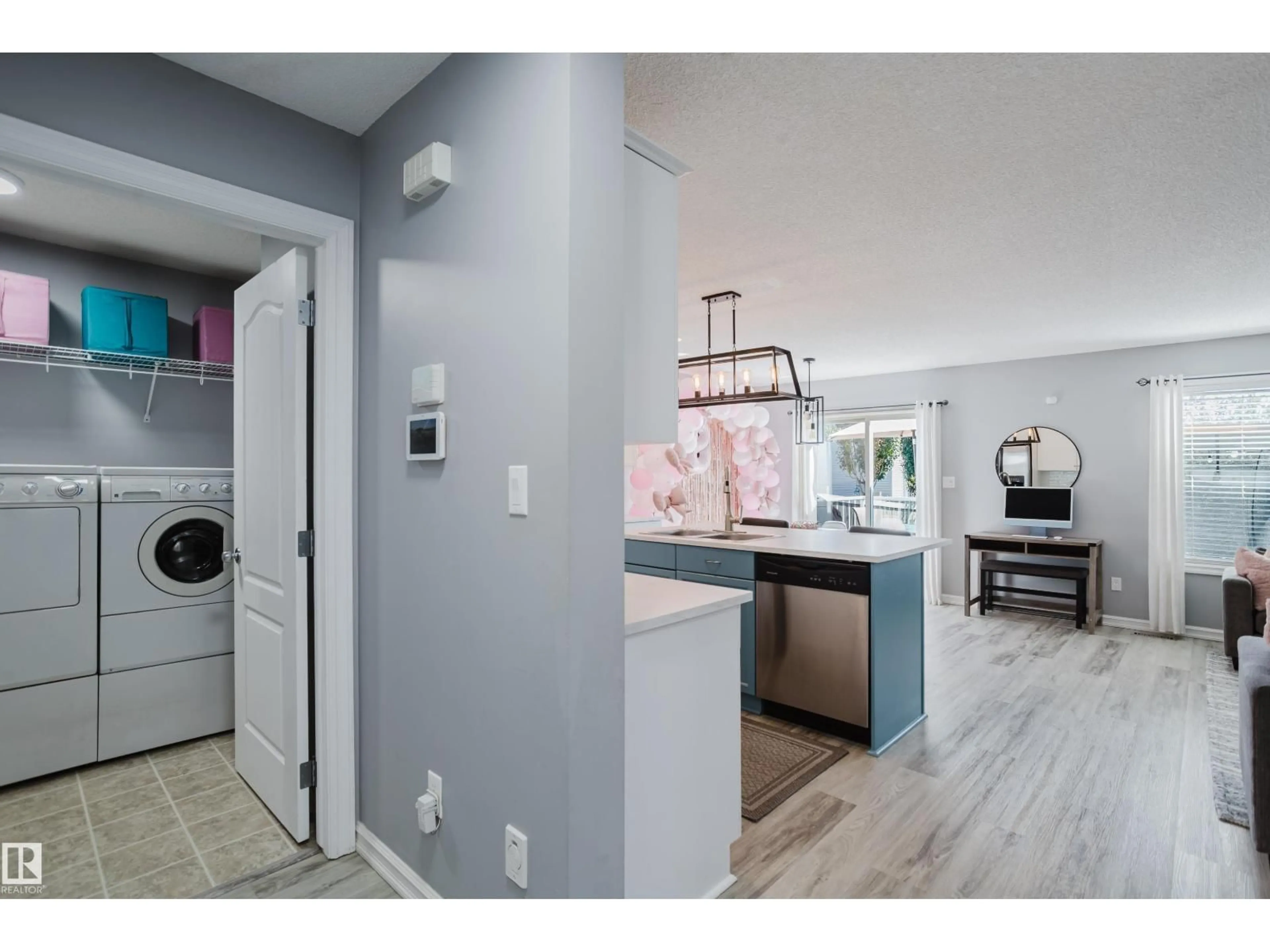 Unknown for SW - 8307 6 AV, Edmonton Alberta T6X1L6