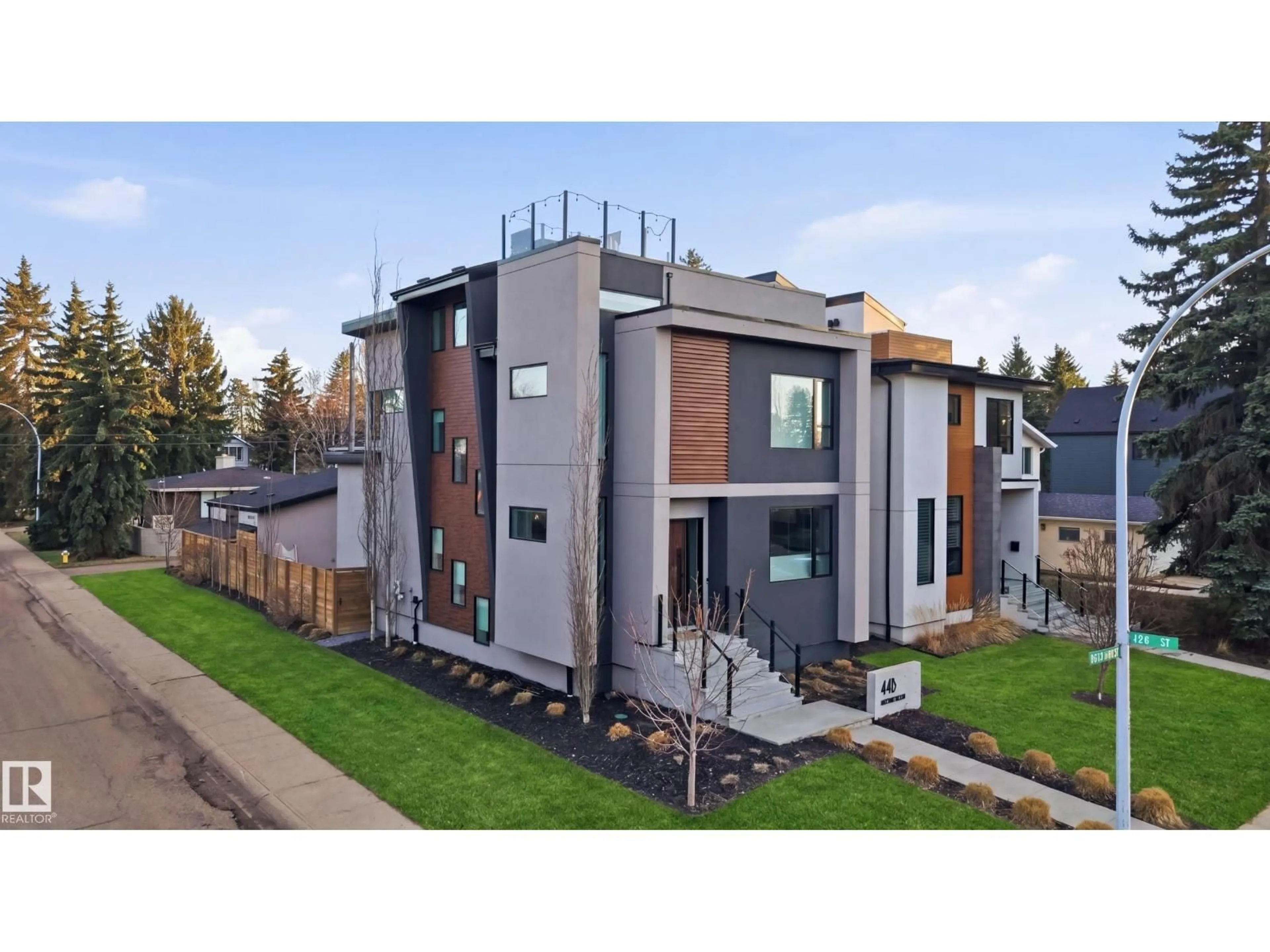 Unknown for 44B VALLEYVIEW CR, Edmonton Alberta T5R5S6
