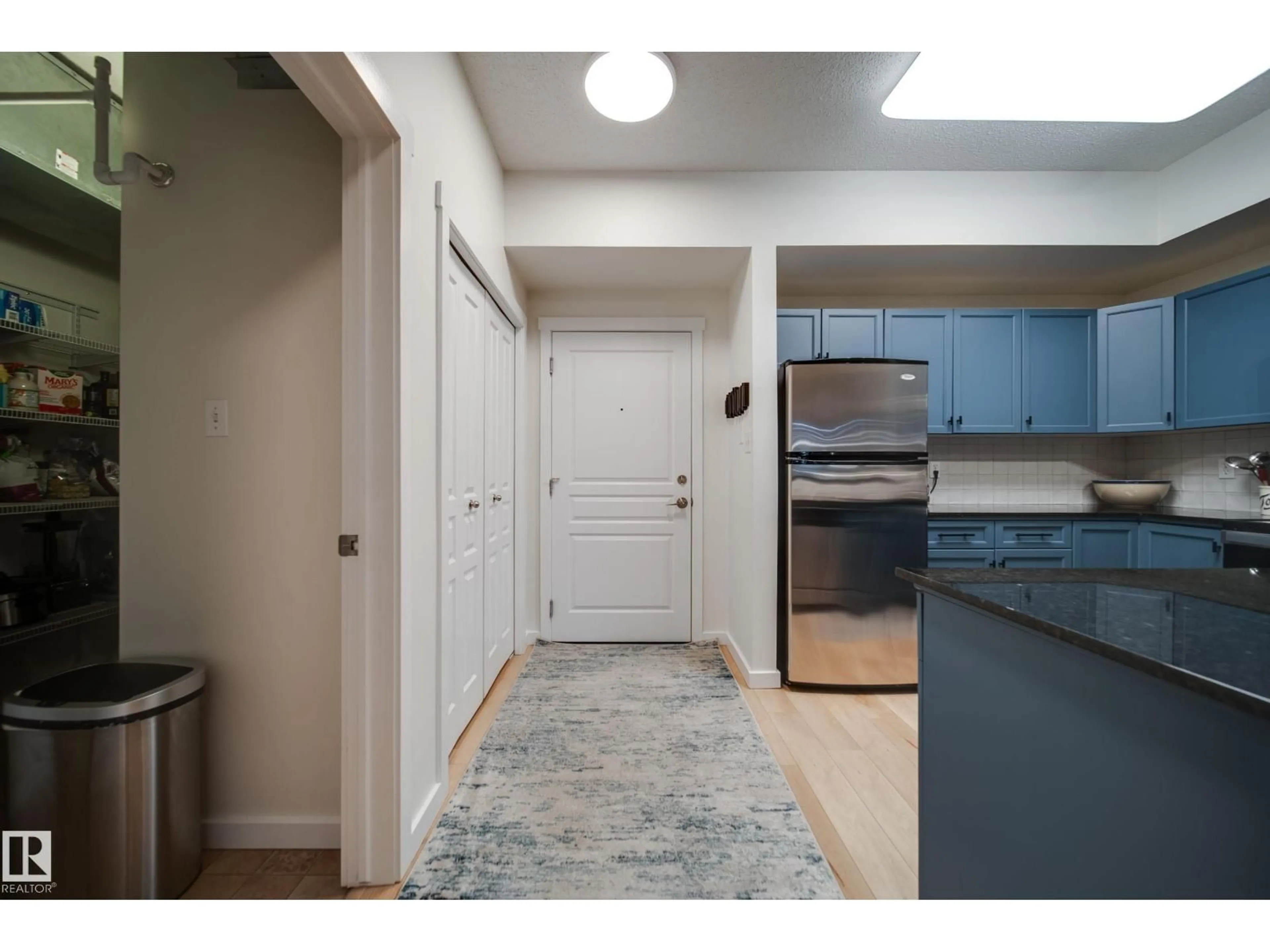 Unknown for 105 - 11140 68 AV, Edmonton Alberta T6H0L4