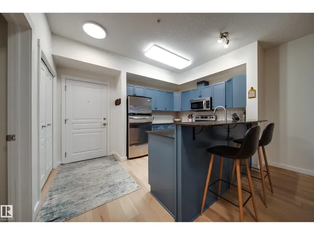 105 - 11140 68 AV, Edmonton 5