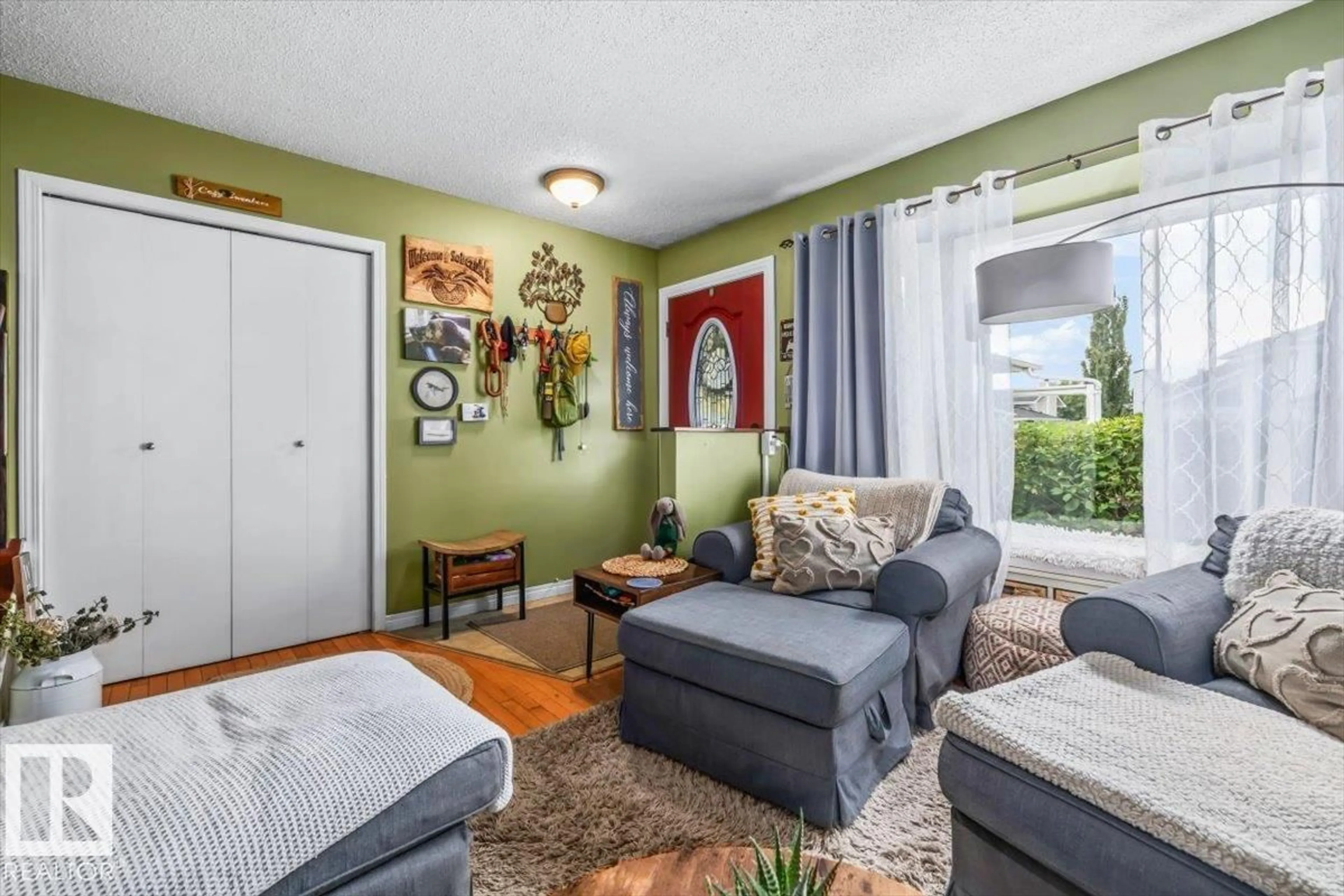 Living room with furniture, unknown for 14516 37 ST, Edmonton Alberta T5Y2K2