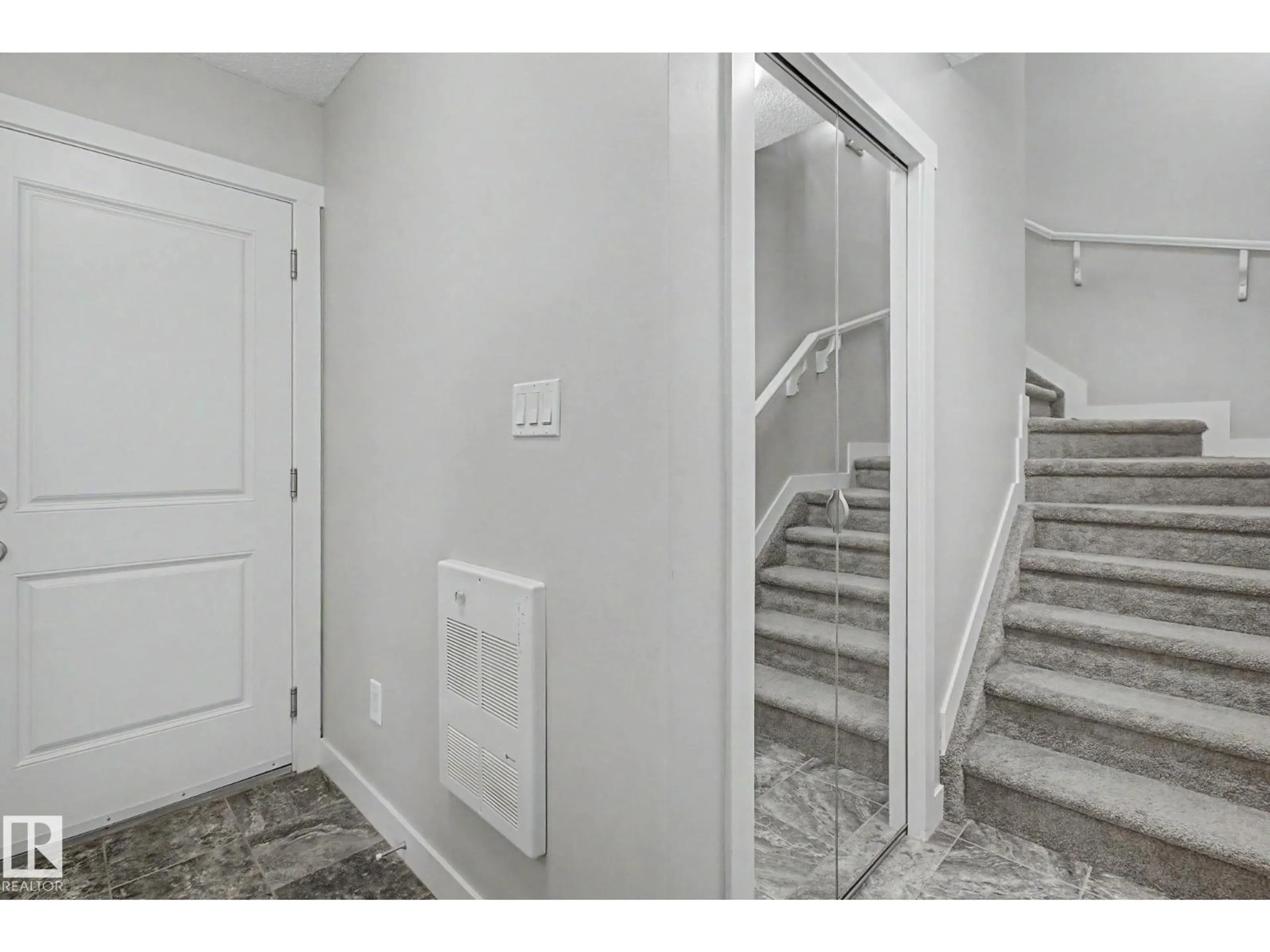 Indoor entryway for #71 - 1530 TAMARACK BV, Edmonton Alberta T6T2E6