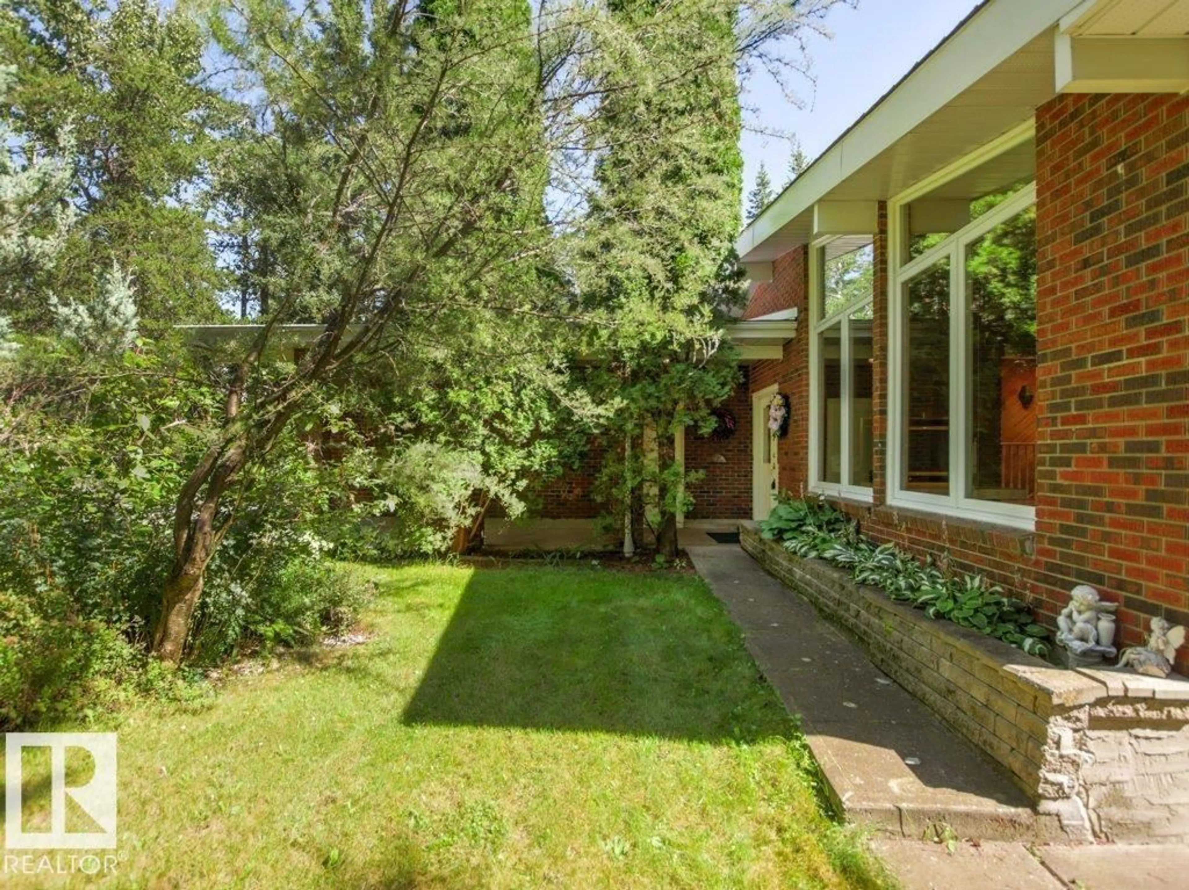 Patio, forest/trees view for 52246 RGE ROAD 232, Rural Strathcona County Alberta T8B1C1