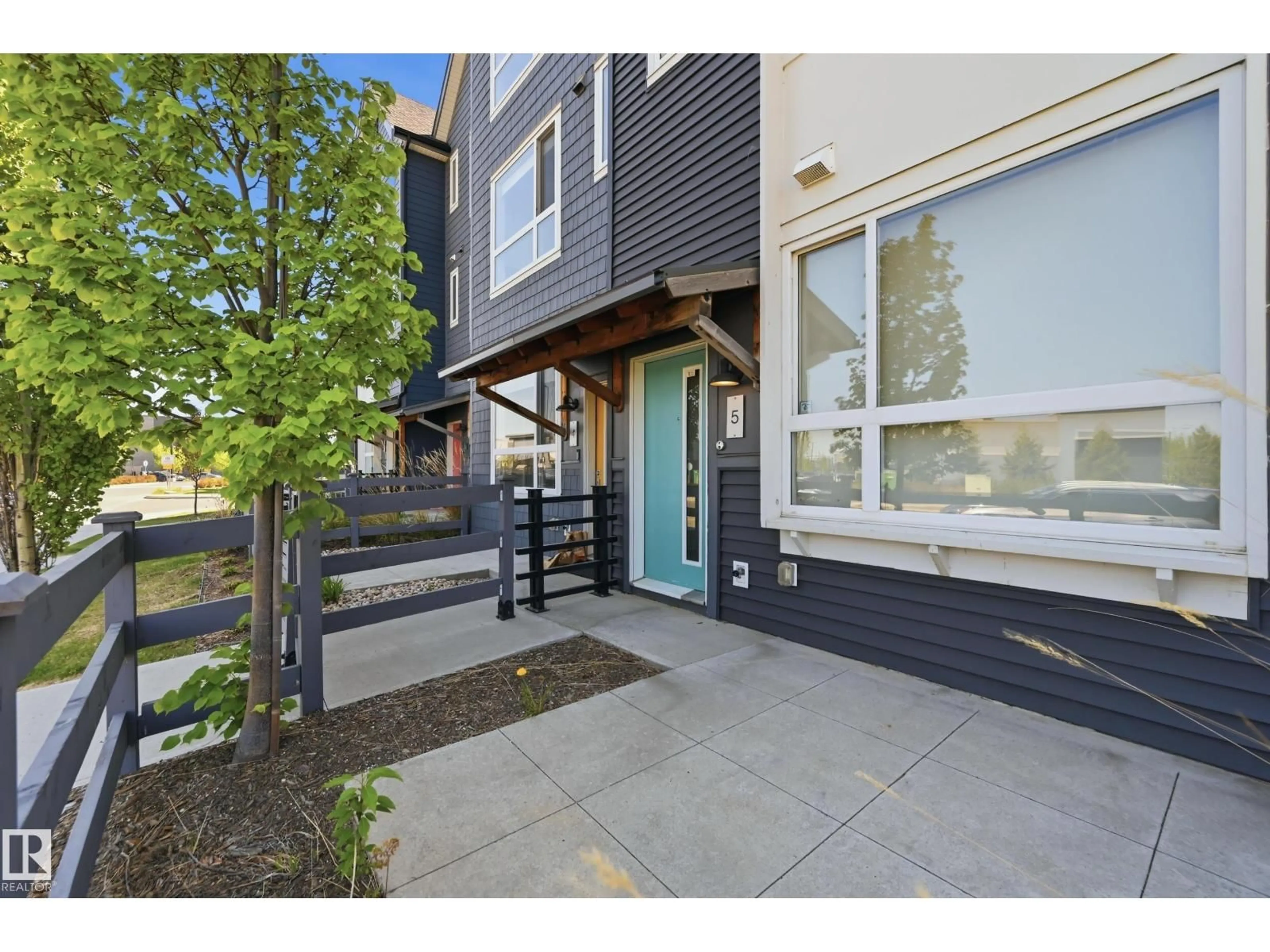 Unknown for 5 - 100 JENSEN LAKES BV, St. Albert Alberta T8N7T9