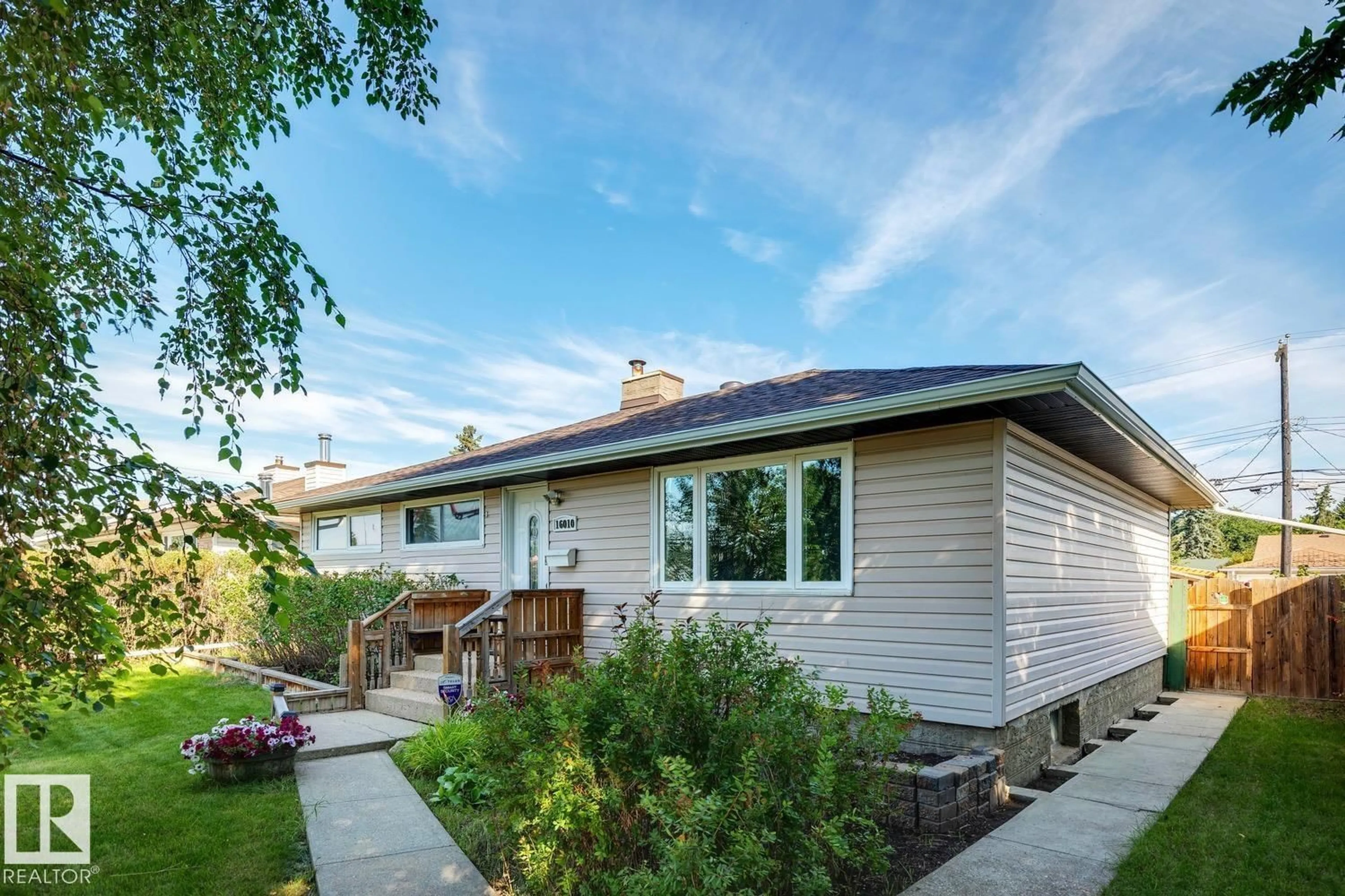 Unknown for NW - 16010 87 AV, Edmonton Alberta T5R4G9