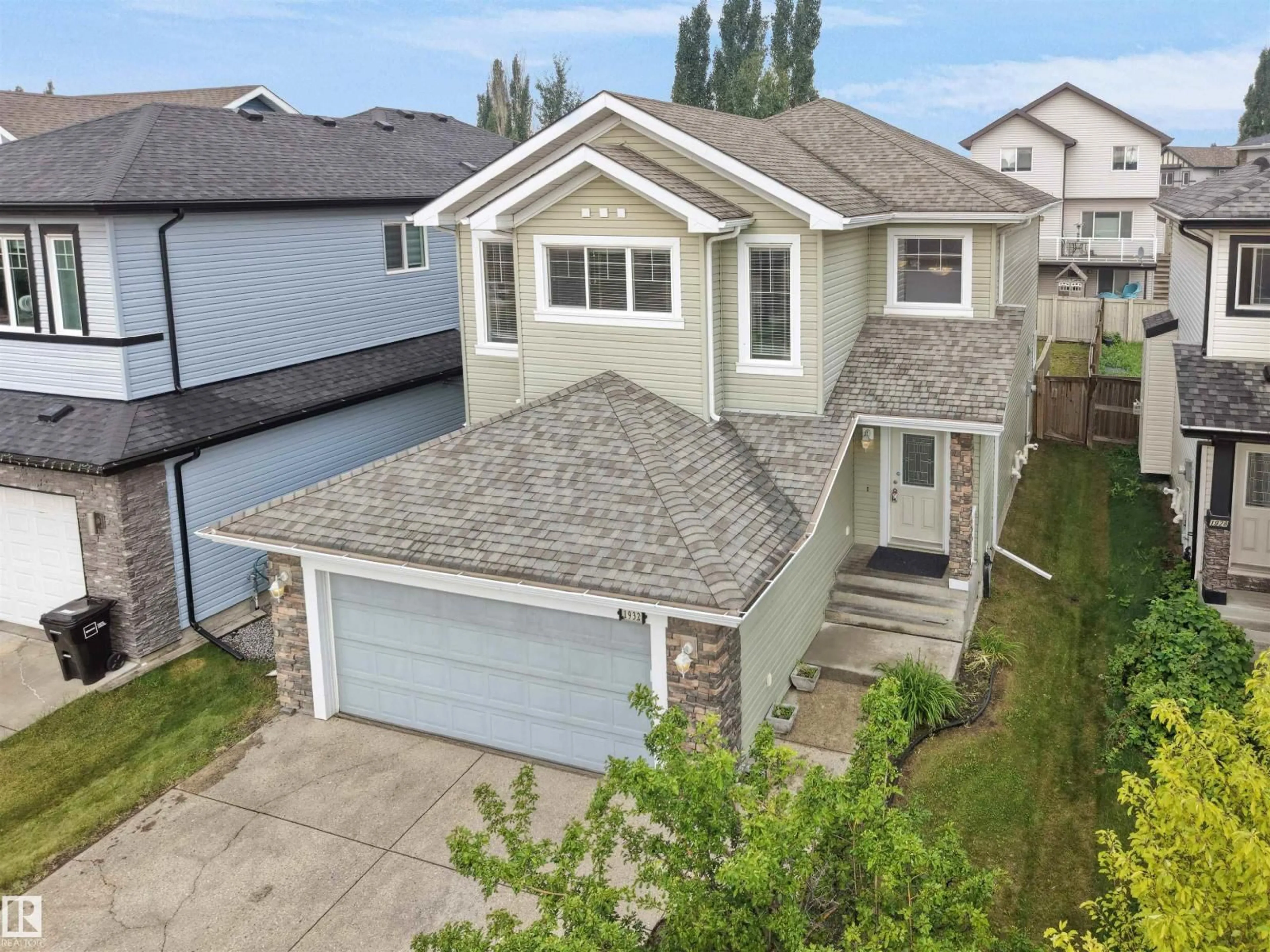 A pic from outside/outdoor area/front of a property/back of a property/a pic from drone, street for SW - 1932 67 ST, Edmonton Alberta T6X0L9