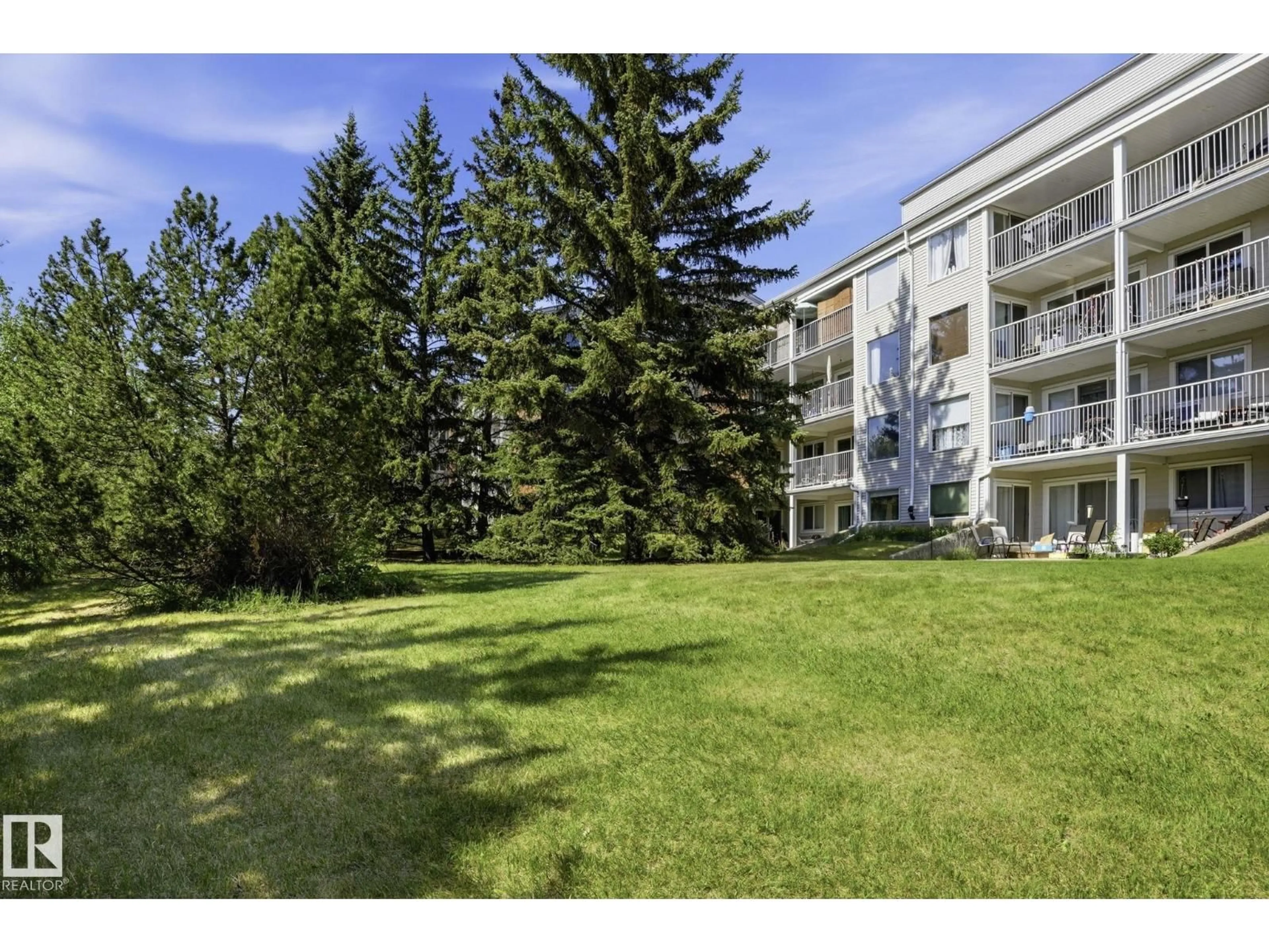 Patio, unknown for #112 - 4404 122 ST, Edmonton Alberta T6J4A9