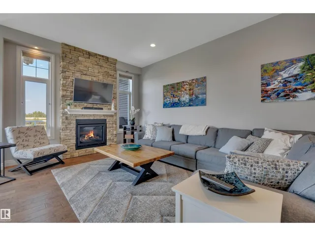 4232 8 ST, Edmonton 5