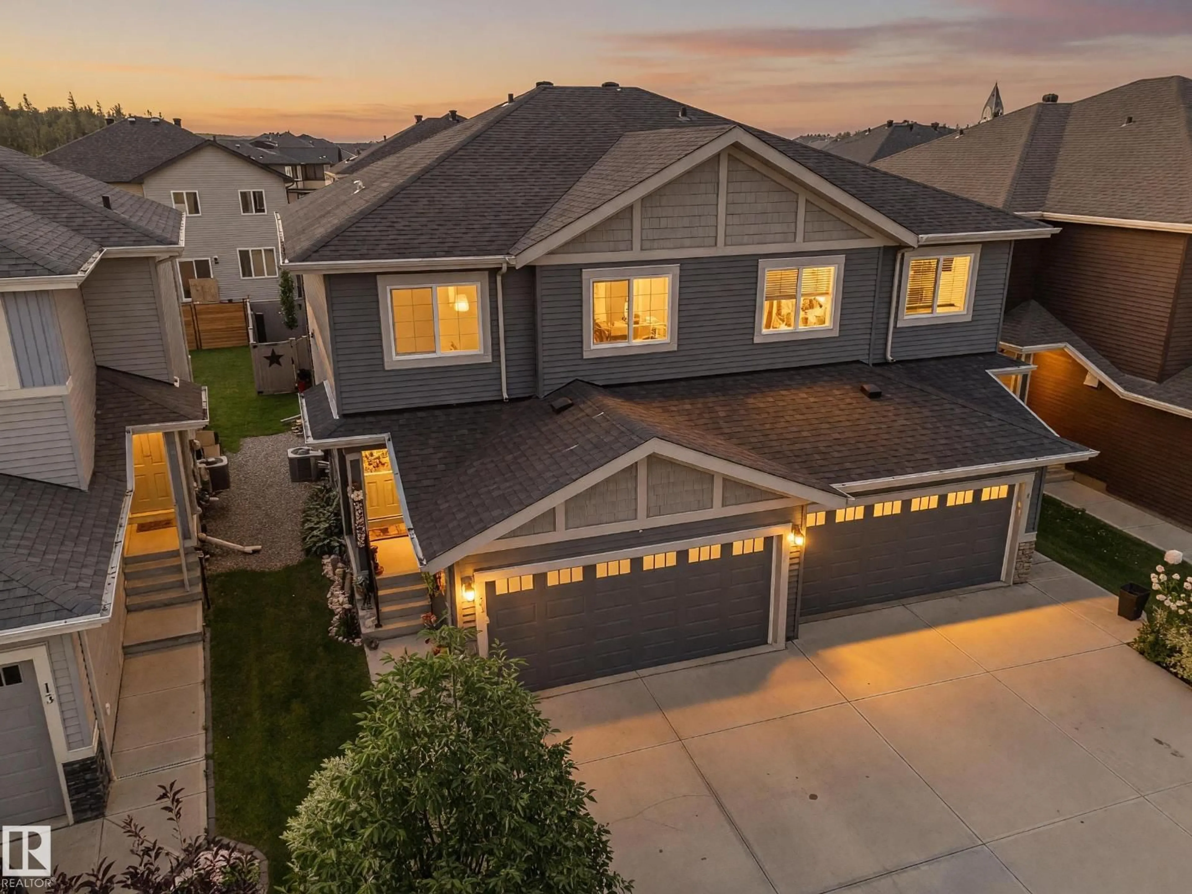 A pic from outside/outdoor area/front of a property/back of a property/a pic from drone, street for 11 CALEDON CR, Spruce Grove Alberta T7X0X8