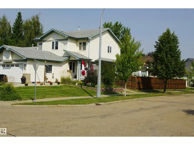 25 HASEN CL, St. Albert 2