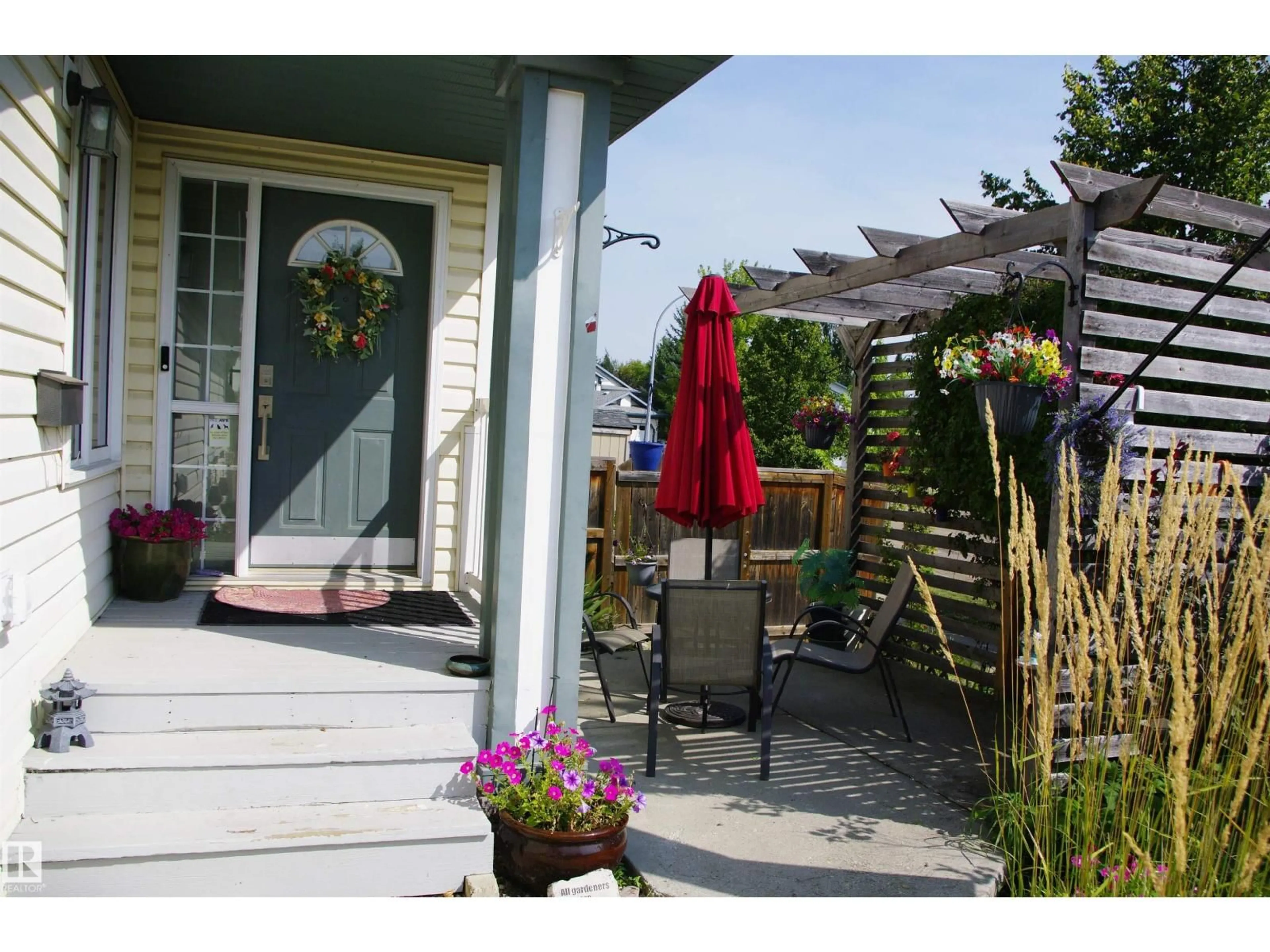Patio, street for 25 HASEN CL, St. Albert Alberta T8N6J7