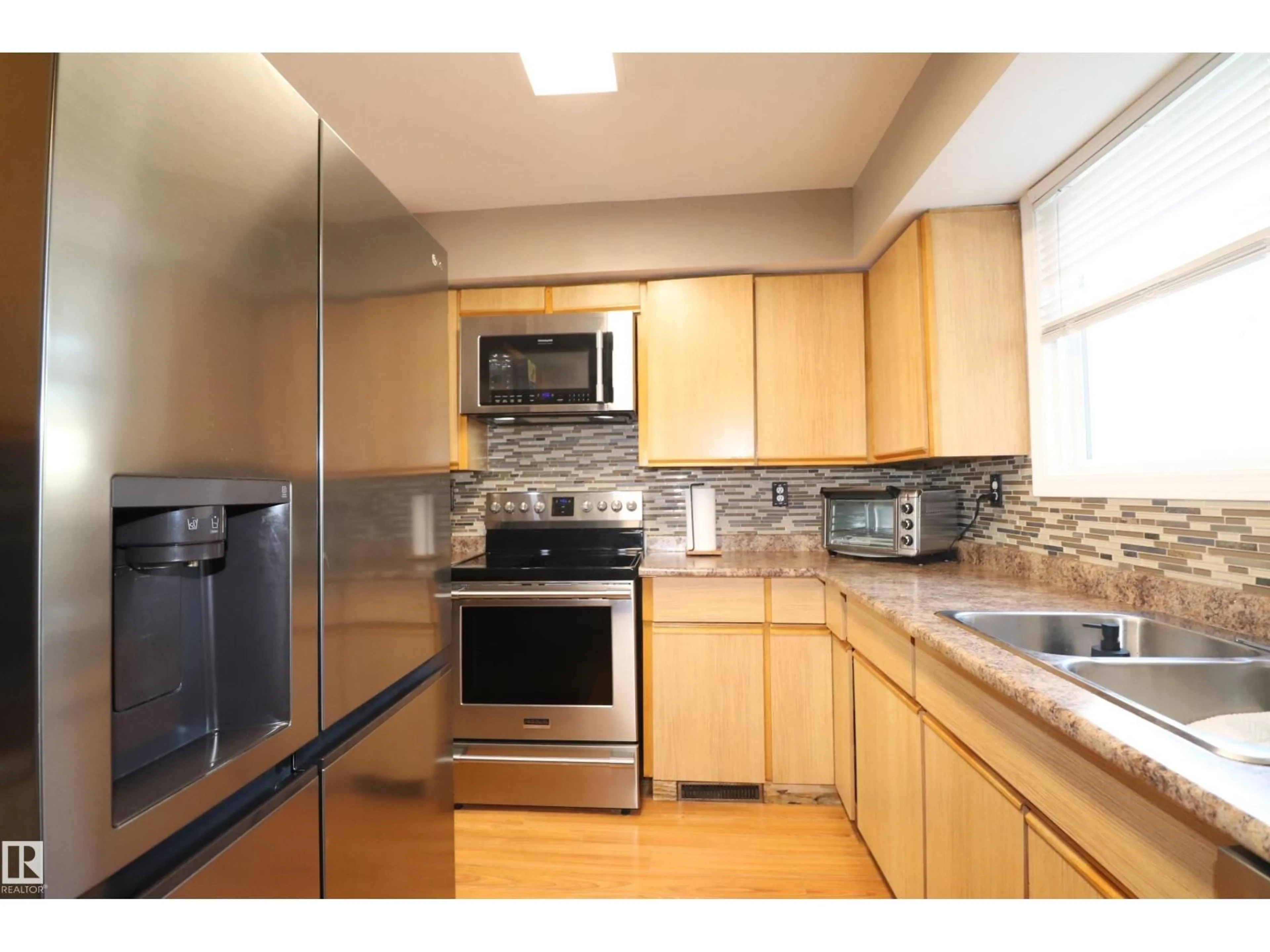 Standard kitchen, unknown for #26 - 4610 17 AV NW, Edmonton Alberta T6L5T1
