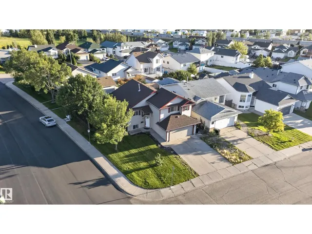 13803 130A AV, Edmonton 5