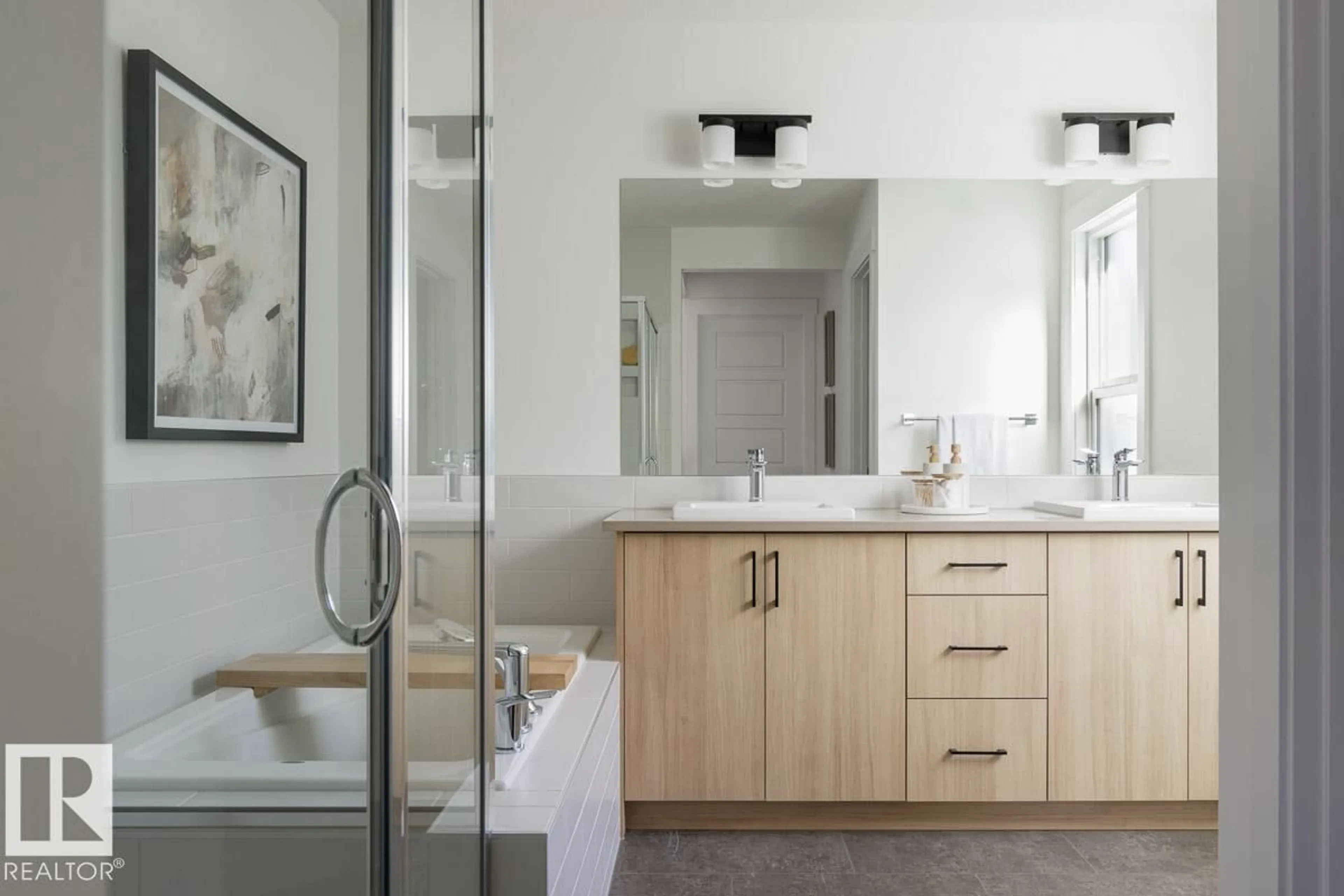 Contemporary bathroom, ceramic/tile floor for 6127 DANSEREAU CR, Beaumont Alberta T4X3E1