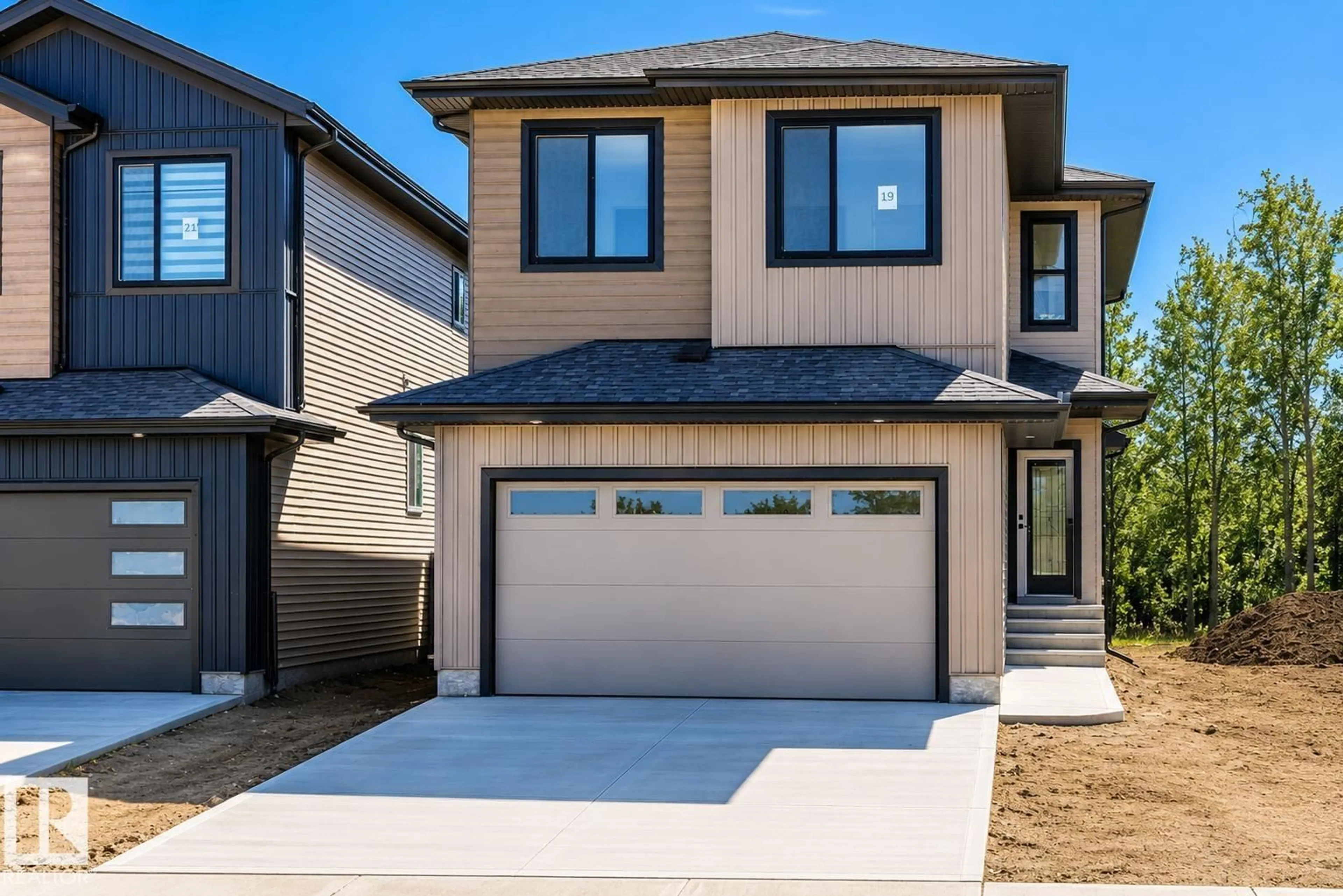 Home with vinyl exterior material, street for 19 TEAKWOOD TC, Spruce Grove Alberta T7X4S9