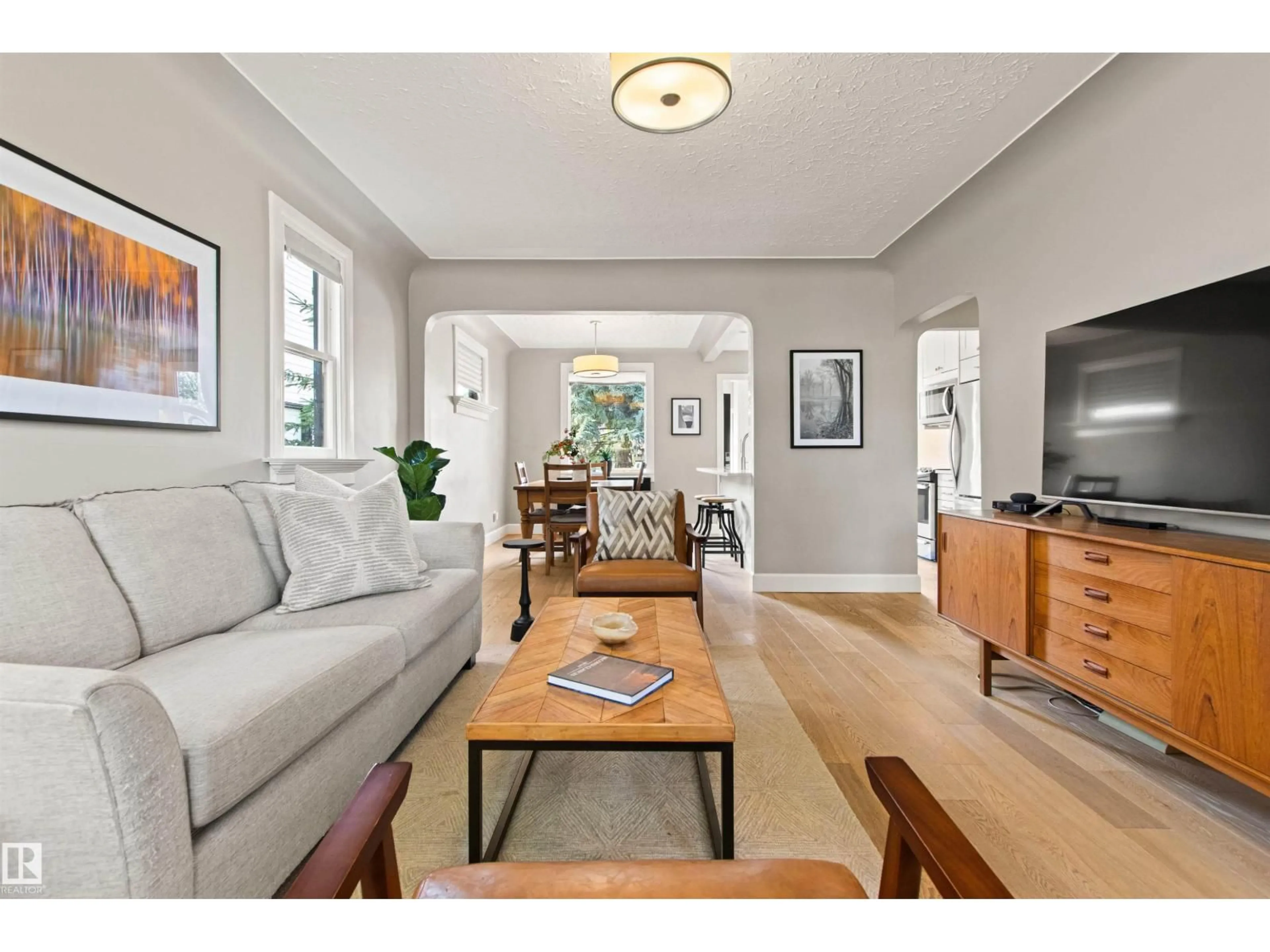 Living room with furniture, unknown for 10741 70 AV, Edmonton Alberta T6H2G4