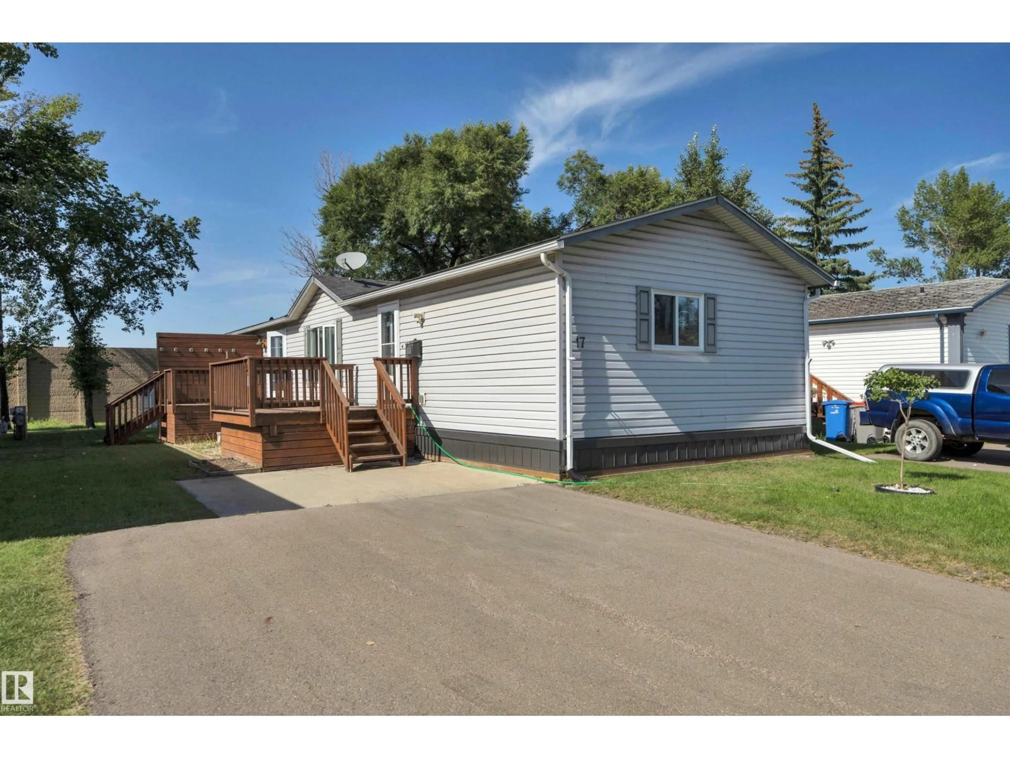 Unknown for 17 WILLOW PARK ESTATES, Leduc Alberta T9E5P7