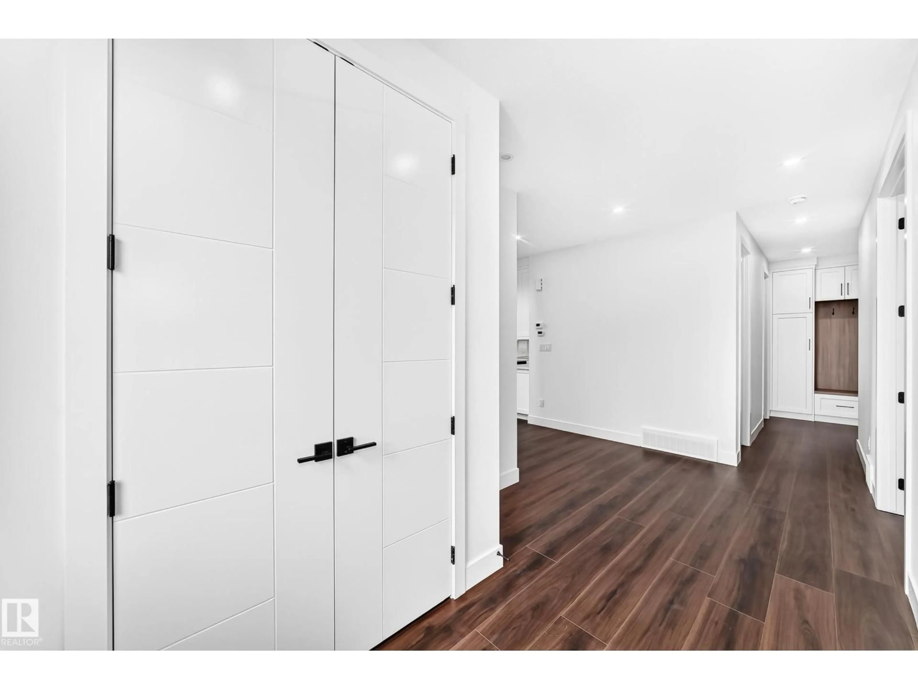Indoor entryway for 753 ASTORIA WY, Devon Alberta T9G0M3