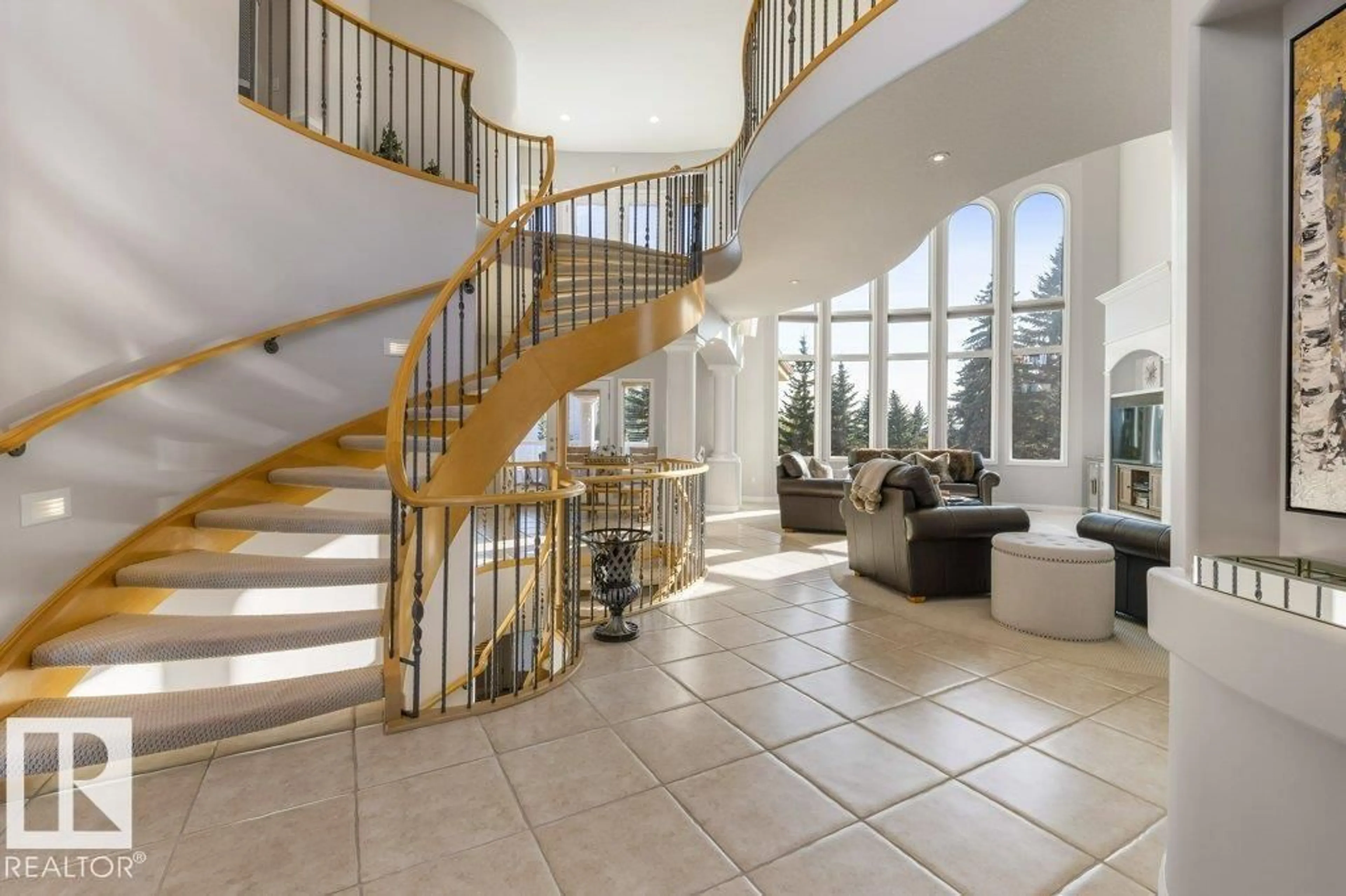 Indoor foyer for 46 KINGSBURY CR, St. Albert Alberta T8N6W6